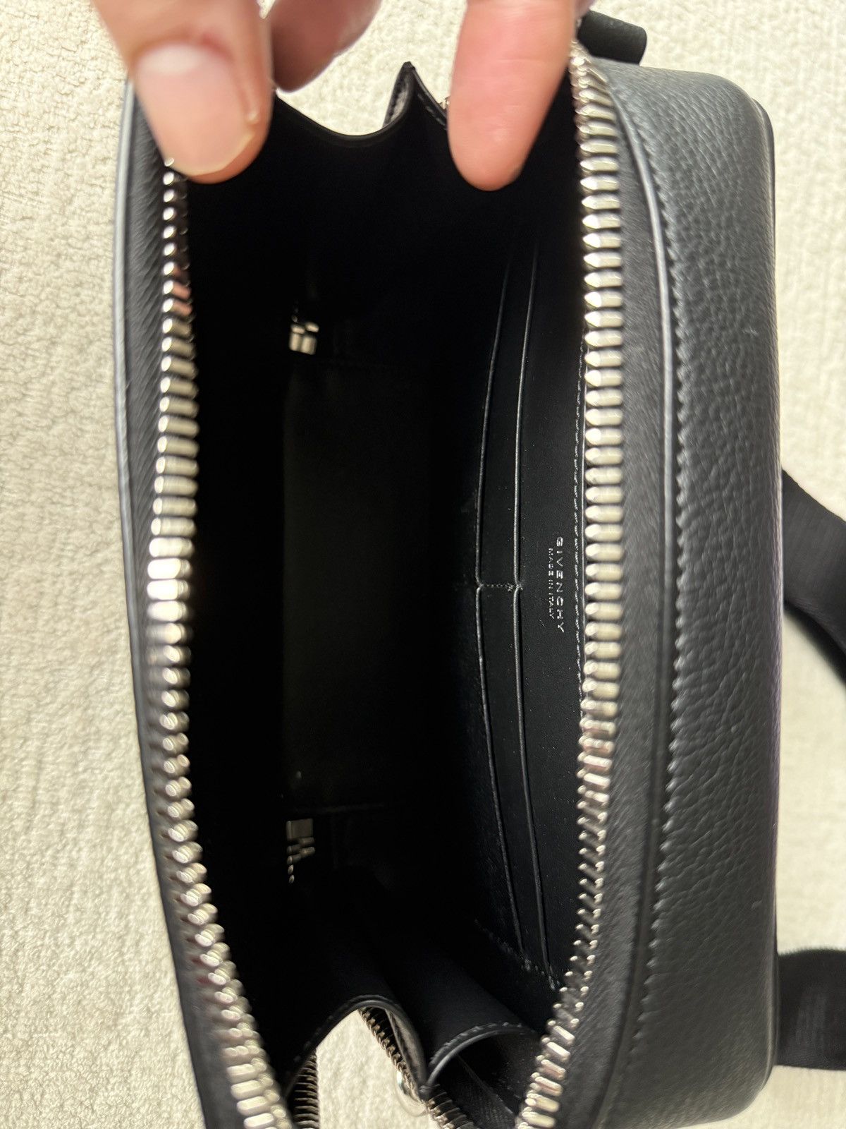 Givenchy Givenchy Antigona Leather Crossbody Bag Size ONE SIZE - 7 Thumbnail