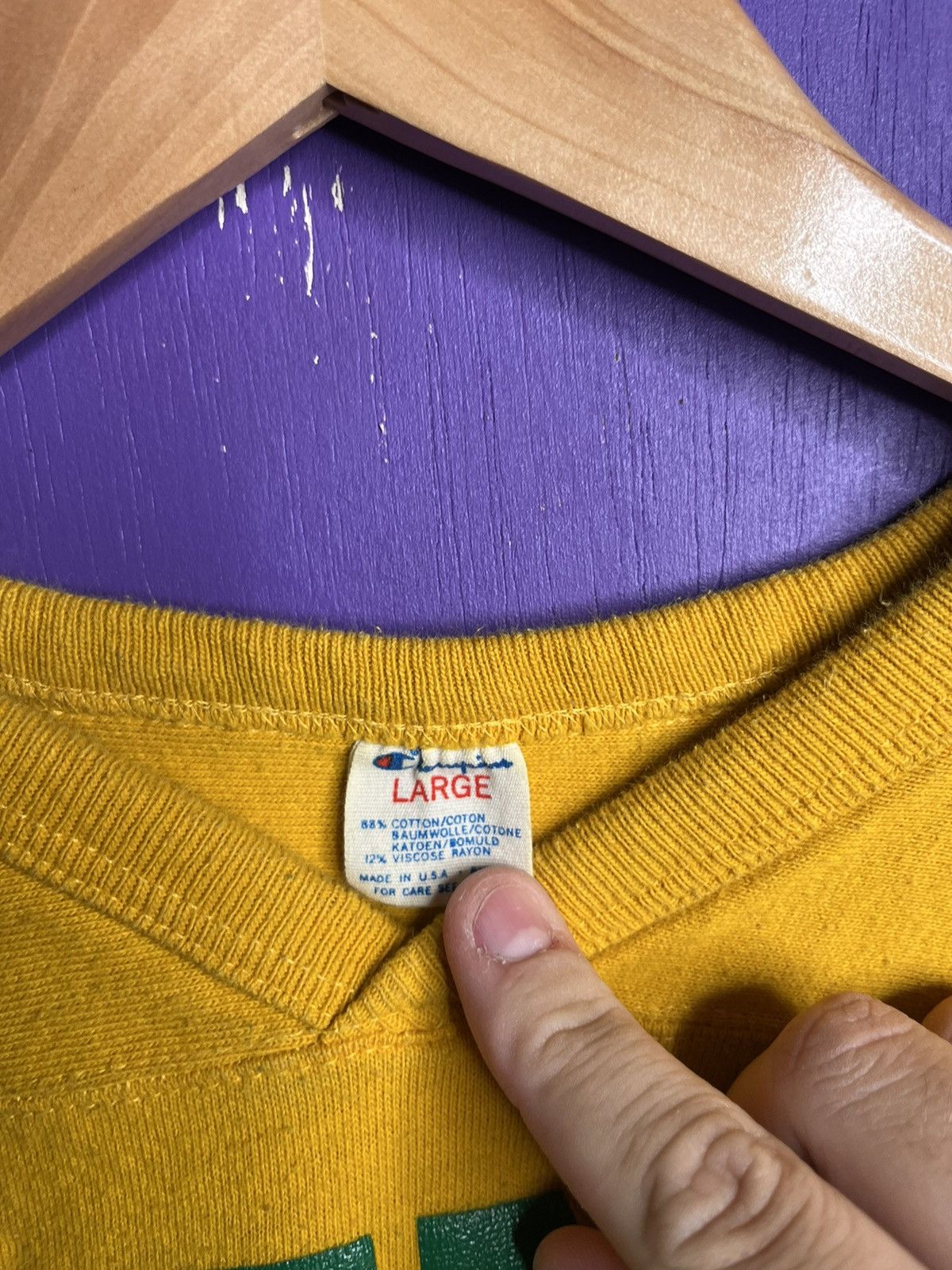 Champion × Vintage Vintage 80s Champion Siena college logo t-shirt Size US M / EU 48-50 / 2 - 4 Thumbnail