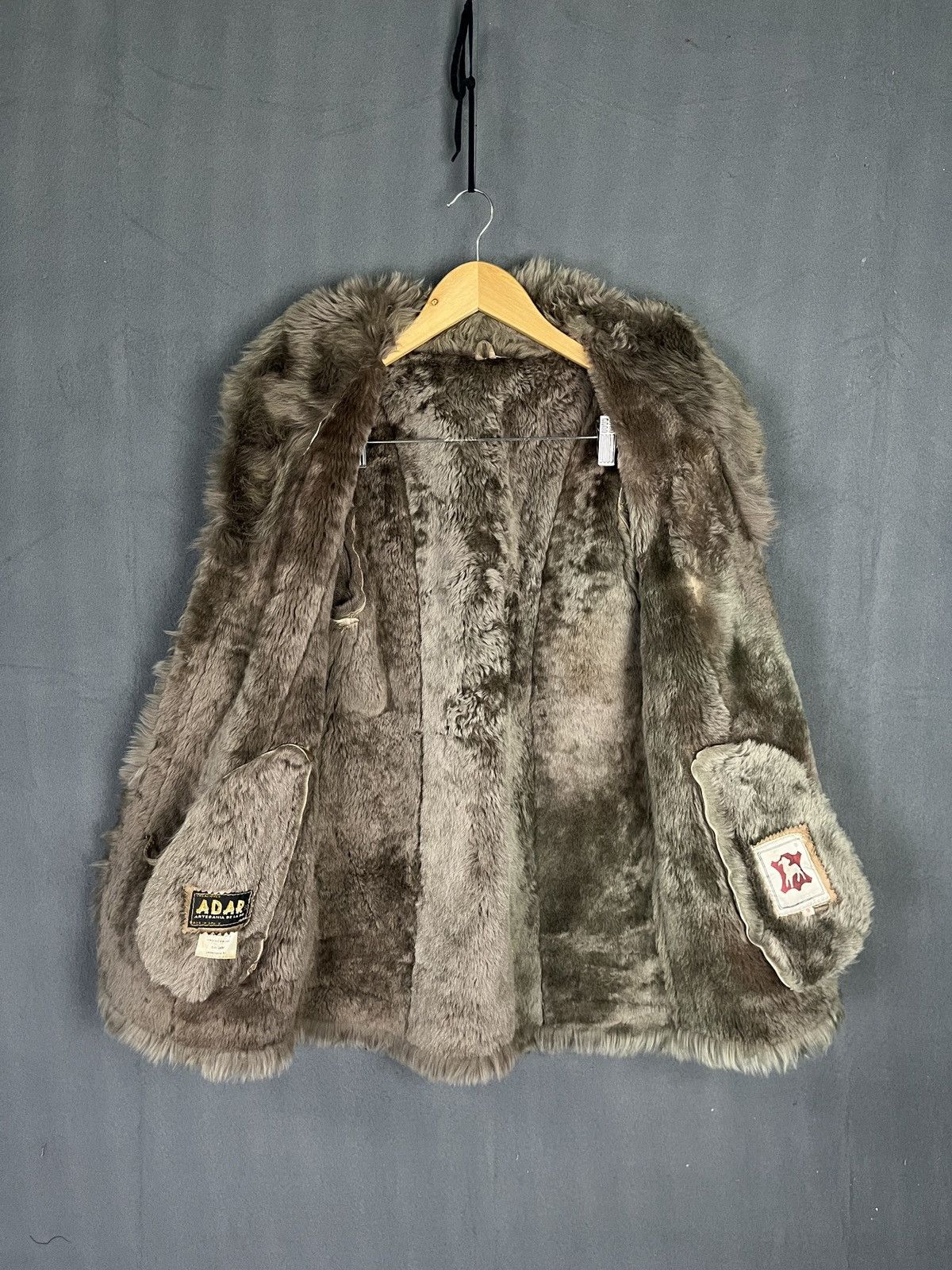 Designer ADAR MADE IN SPAIN SUEDE LEATHER JACKET SHEARLING FUR COAT Size US S / EU 44-46 / 1 - 9 Thumbnail