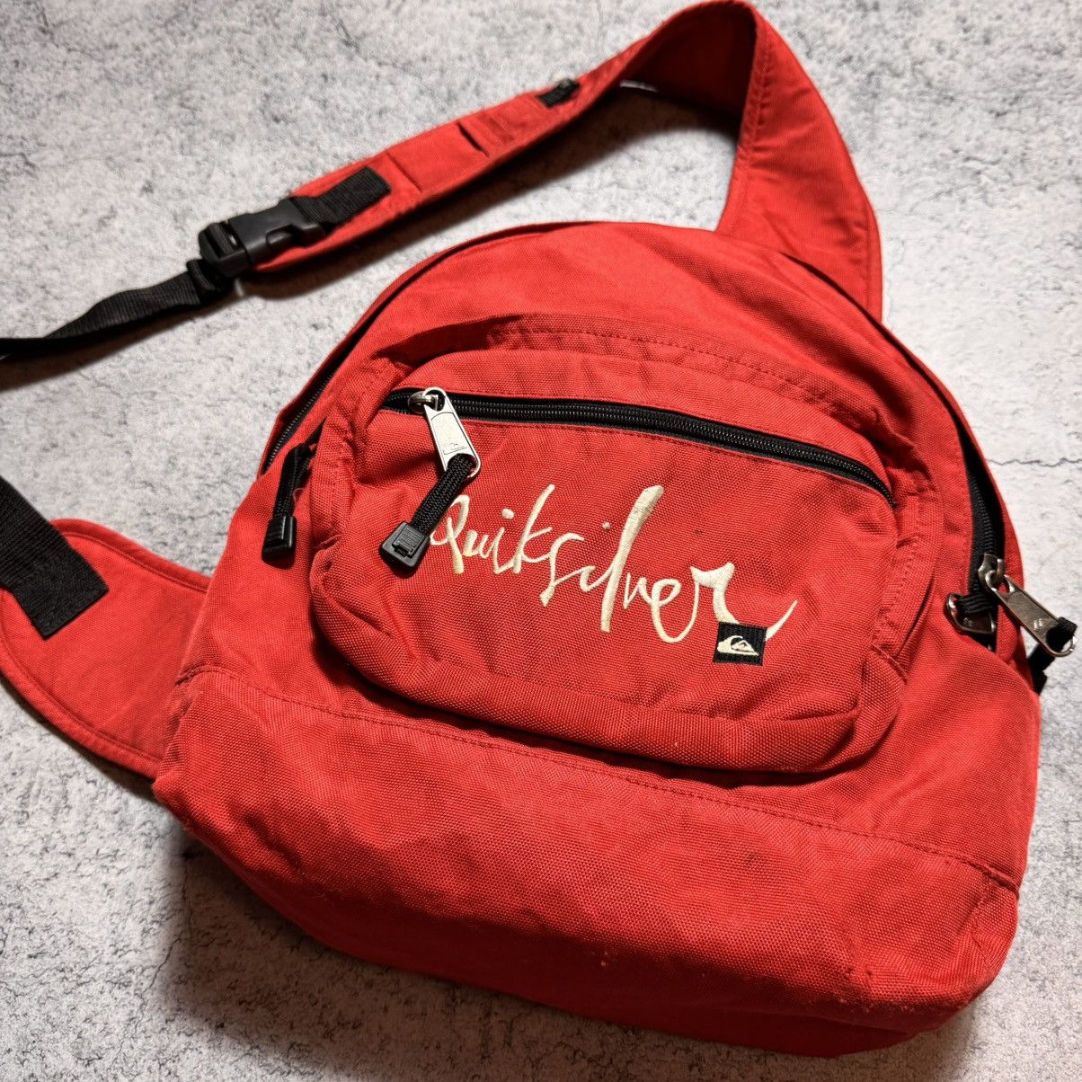 Quiksilver × Vintage Vintage Sling Bag Quicksilver Size ONE SIZE - 2 Thumbnail