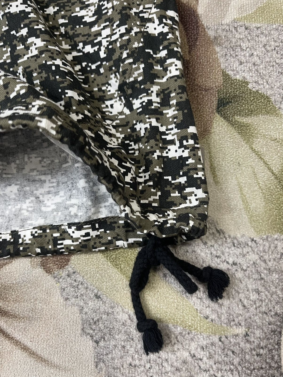 Japanese Brand Vintage Half Zipper Jacket Hoodie 3D Camouflage Size US XXL / EU 58 / 5 - 10 Thumbnail