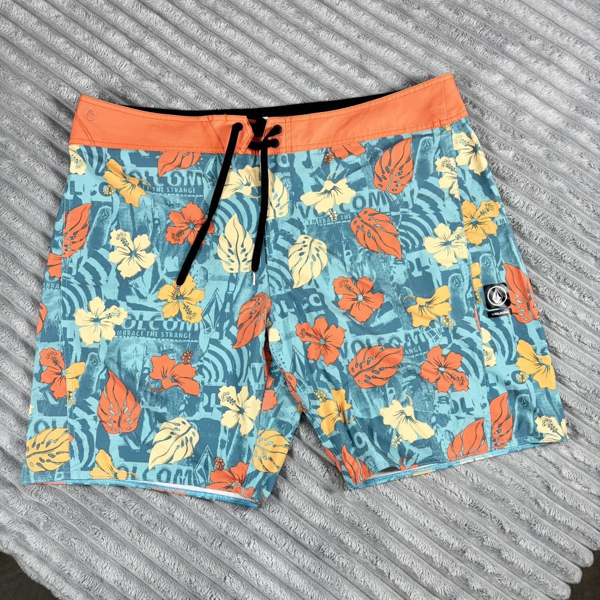 Volcom Volcom men’s sz 40 pull string inverted floral Boardshorts Size US 40 / EU 56 - 1 Thumbnail