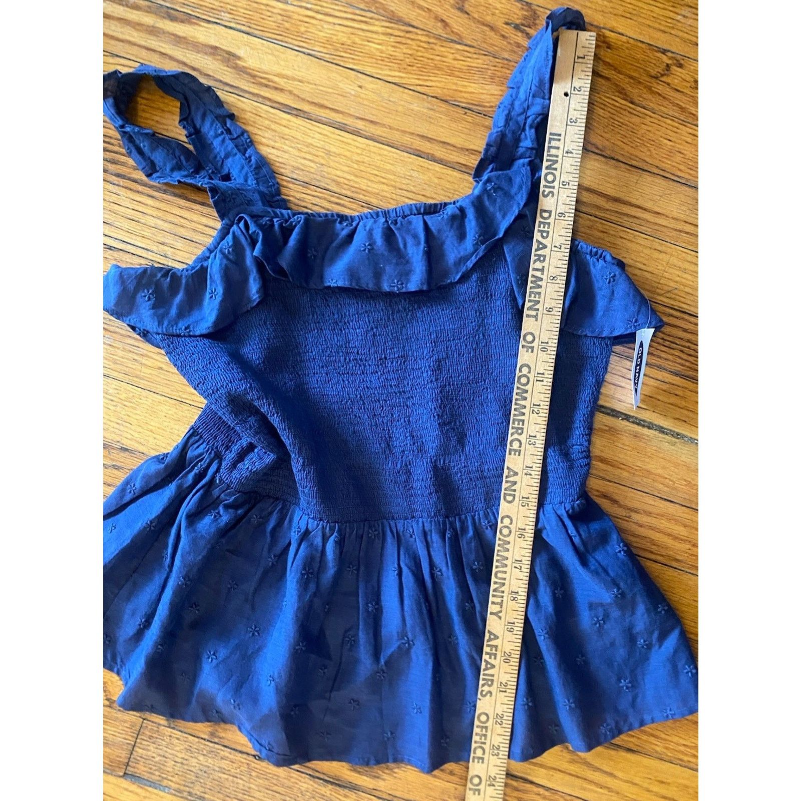Old Navy NWT Old Navy Top Women’s Shirt Medium Navy $33 Size M / US 6-8 / IT 42-44 - 6 Thumbnail