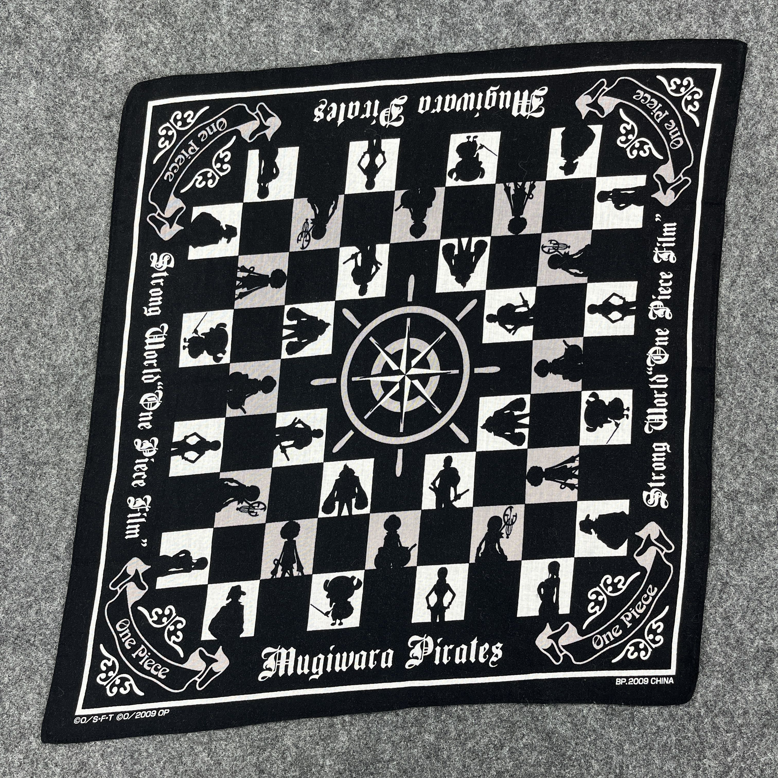 Anime × One Piece × Vintage One Piece Handkerchief / Bandana / Neckerchief B259 Size ONE SIZE - 1 Thumbnail