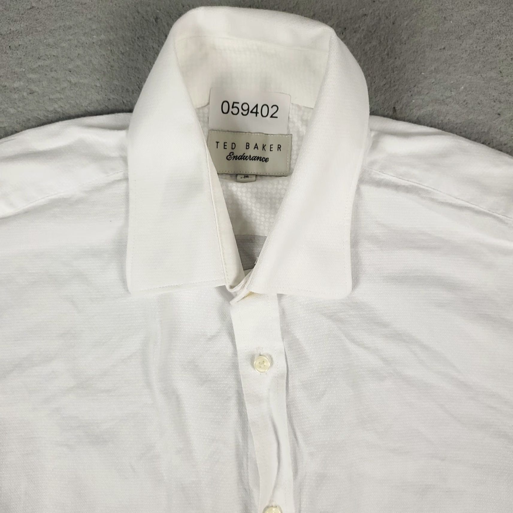 Ted Baker VINTAGE Ted Baker London Dress Shirt Mens Size 16 Long Sleeve White Business Formal Casual Wedding Size 42R - 3 Thumbnail