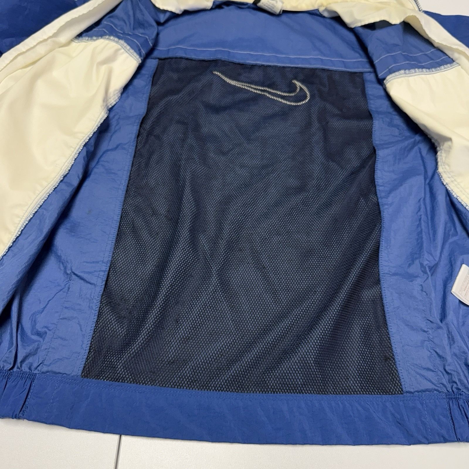 Nike Vintage 90s Nike Windbreaker Jacket Mens Large Blue Full Zip Size US L / EU 52-54 / 3 - 13 Thumbnail