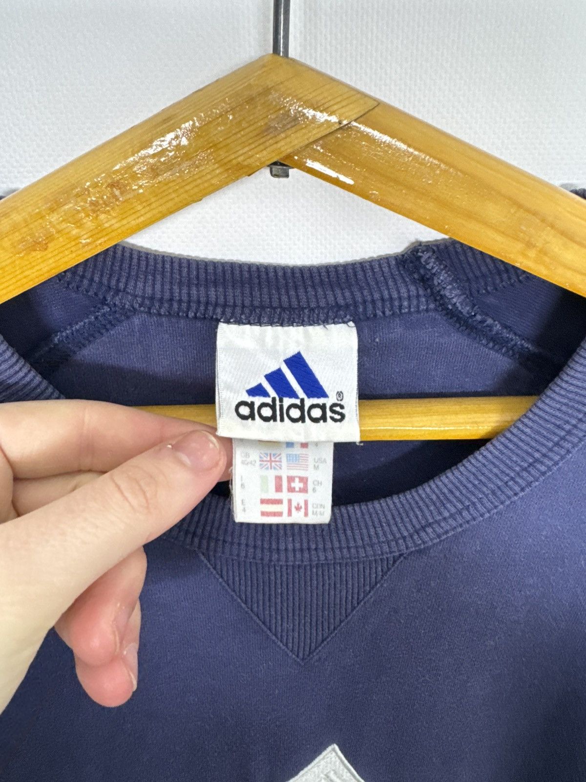 Adidas Vintage Adidas Big Logo T-Shirt 90’s Size US M / EU 48-50 / 2 - 4 Thumbnail