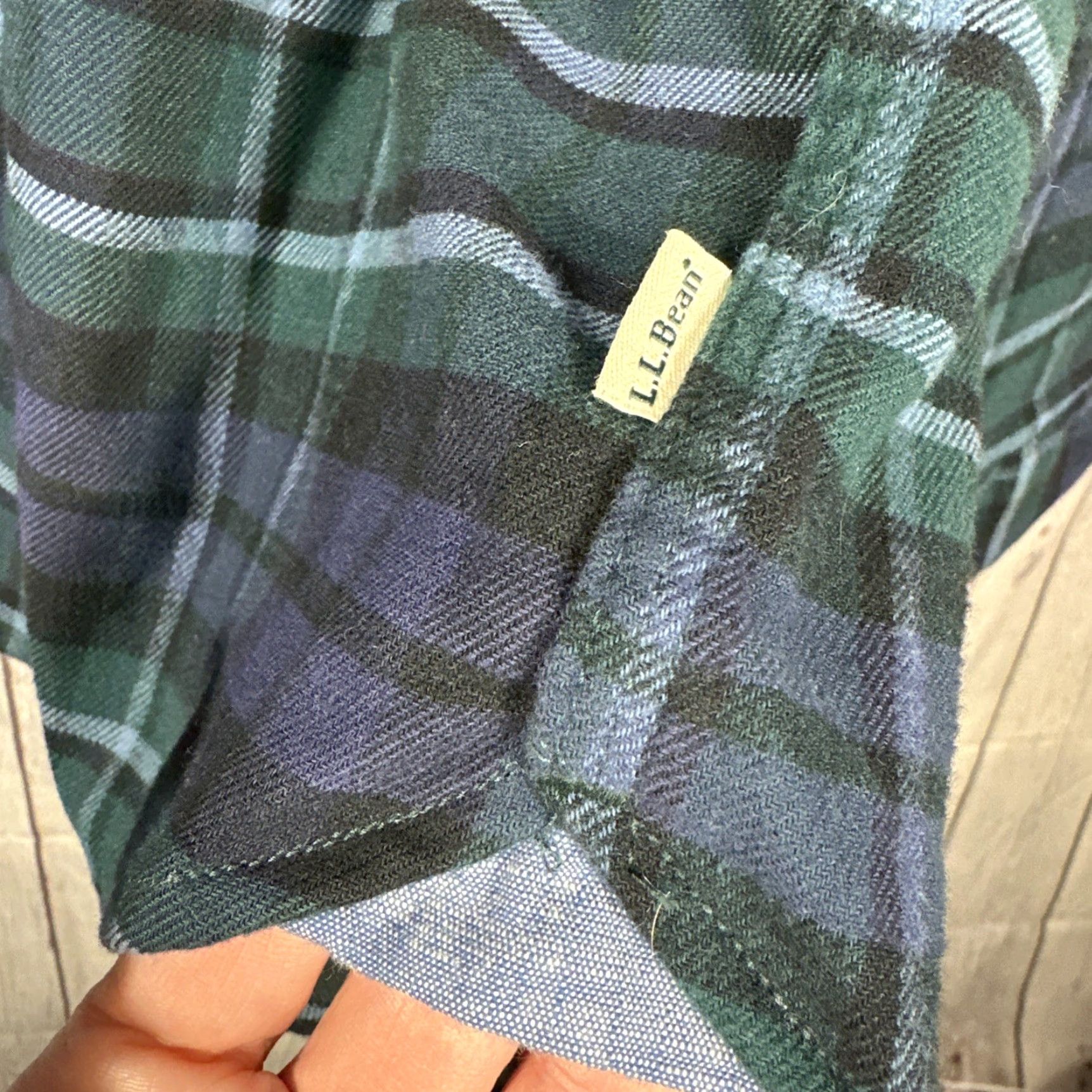 Vintage L.L. Bean Scotch Plaid Flannel Shirt XL Blue Pocket Button-Up Men's Size US XL / EU 56 / 4 - 4 Thumbnail
