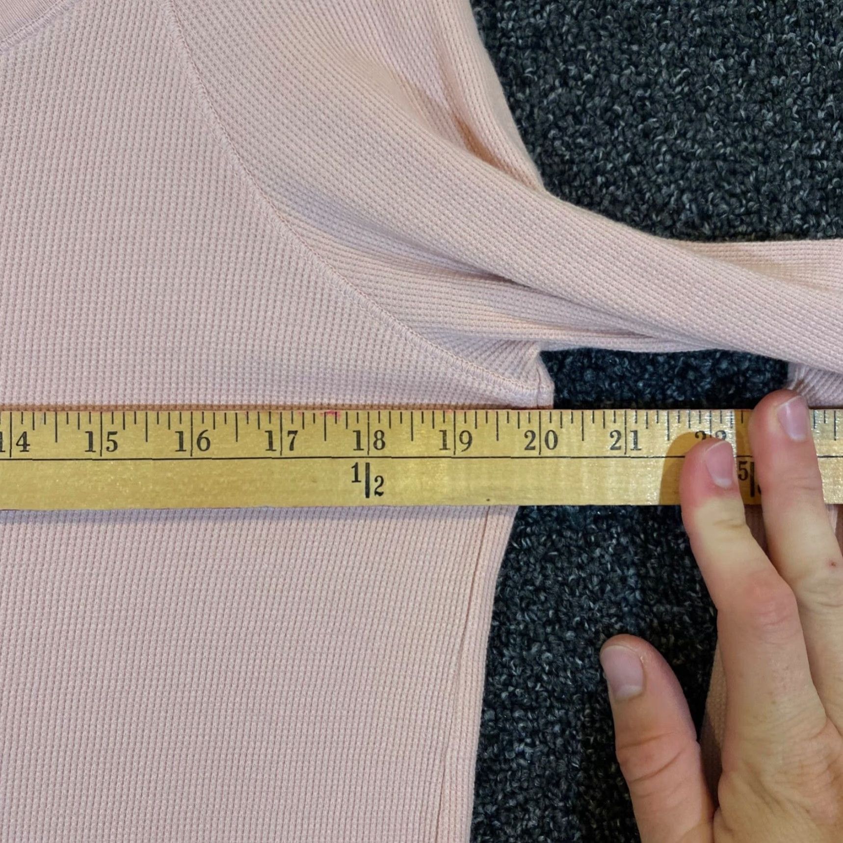 Vintage TITLE NINE Top Womens Medium Light Pink Scoop Neck Long Sleeve Pullover Stretch T-Shirt Size M / US 6-8 / IT 42-44 - 4 Thumbnail