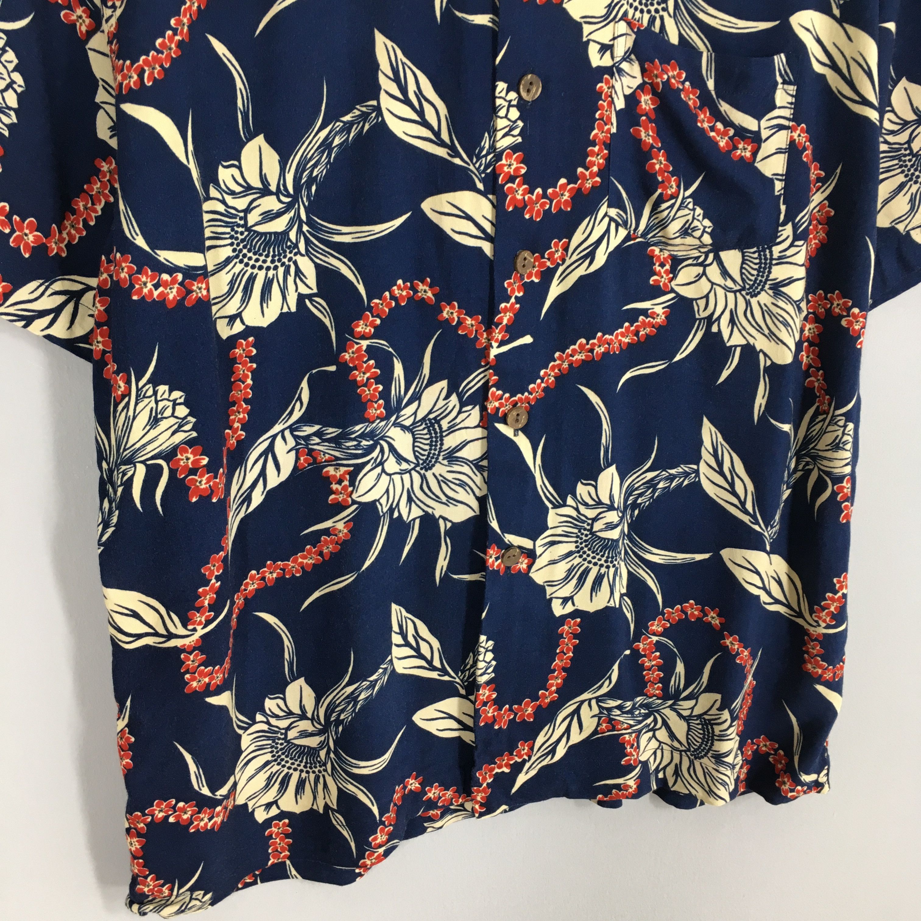Vintage Vintage Hawaii Aloha Floral Surf Wear Rayon Shirt Large Size US L / EU 52-54 / 3 - 4 Thumbnail