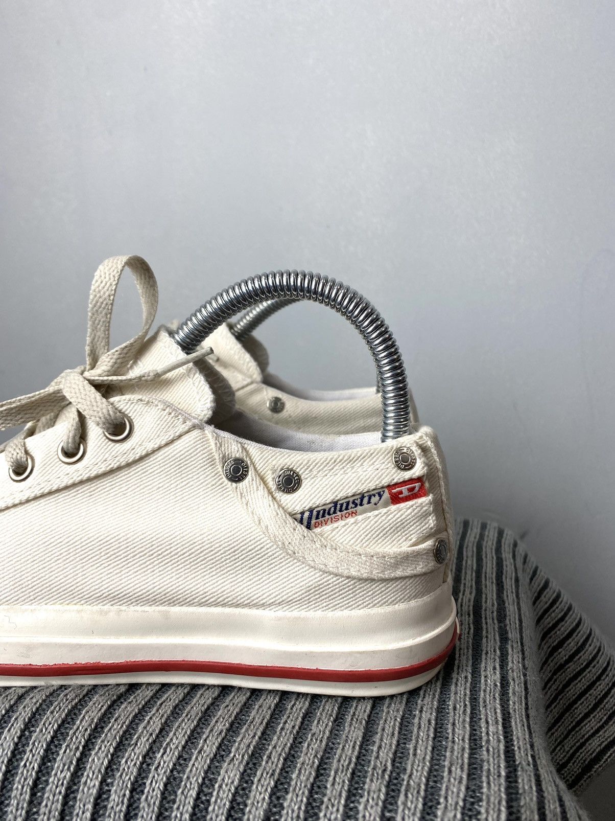 Diesel Vintage Diesel Low Top Design Denim Sneakers Bw Sport Size US 6 / IT 36 - 10 Thumbnail