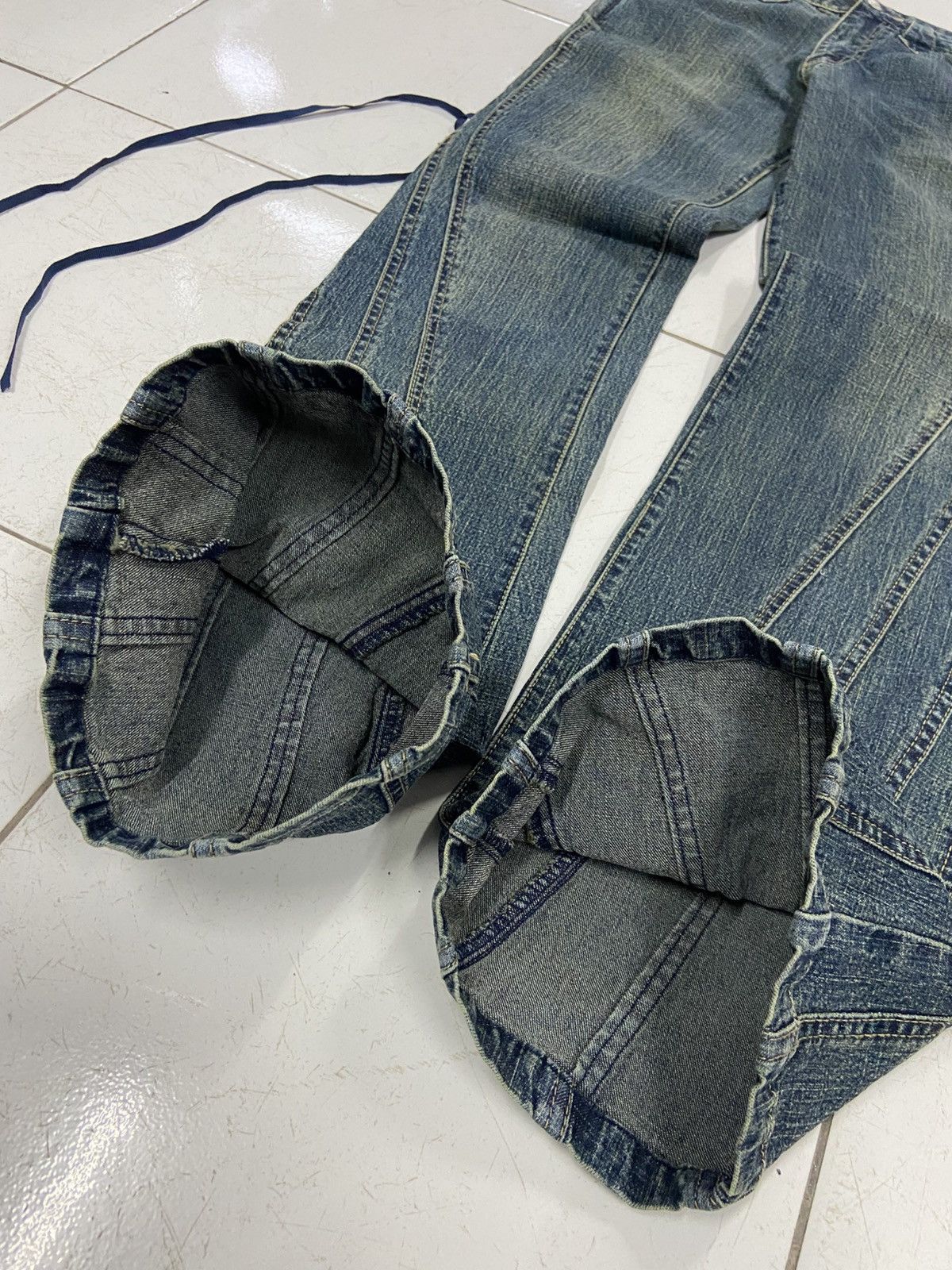Japanese Brand BROW DWIN FLARE DENIM JEANS Size 24" / US 00 / IT 34 - 3 Thumbnail
