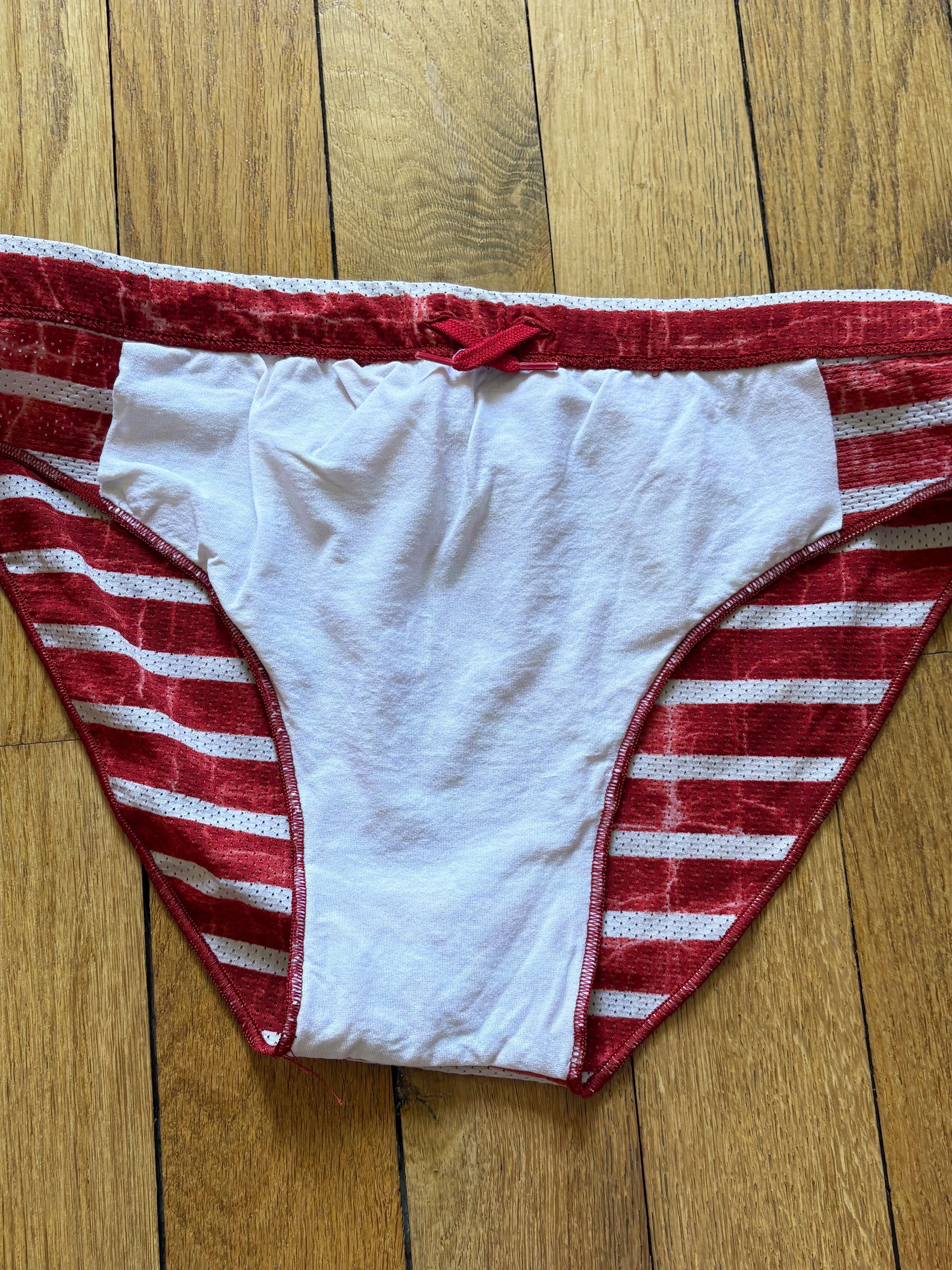 Jean Paul Gaultier Jean Paul Gaultier vintage mens red stripe mesh speedos Size US 34 / EU 50 - 4 Thumbnail