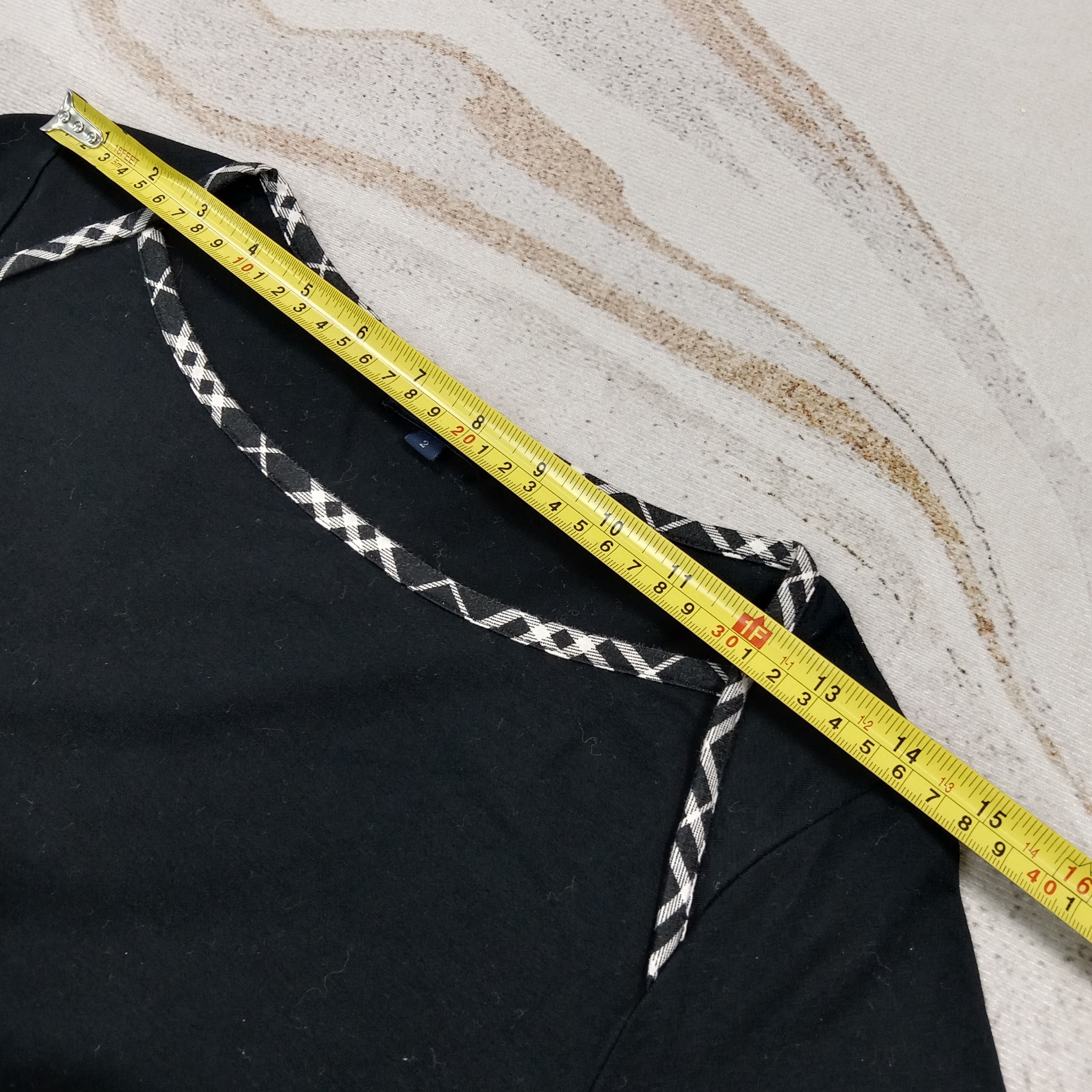 Burberry Burberry London Designer 3/4 Sleeve Tshirt C276N46 Size S / US 4 / IT 40 - 6 Thumbnail
