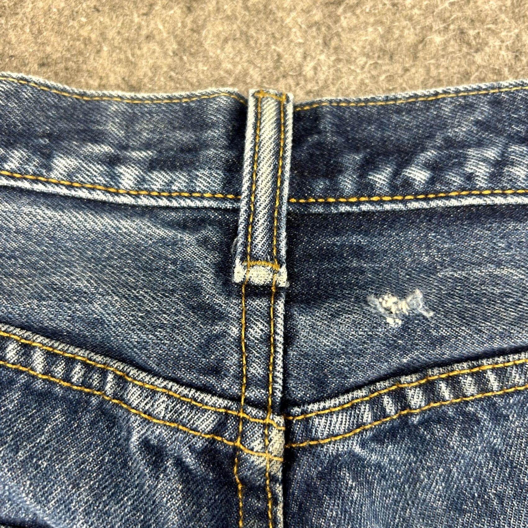 Levi's VINTAGE Levi's 501 Jeans Men 34x30 Blue Regular Fit Distressed Straight Denim 5-Pocket Retros Size US 34 / EU 50 - 3 Thumbnail