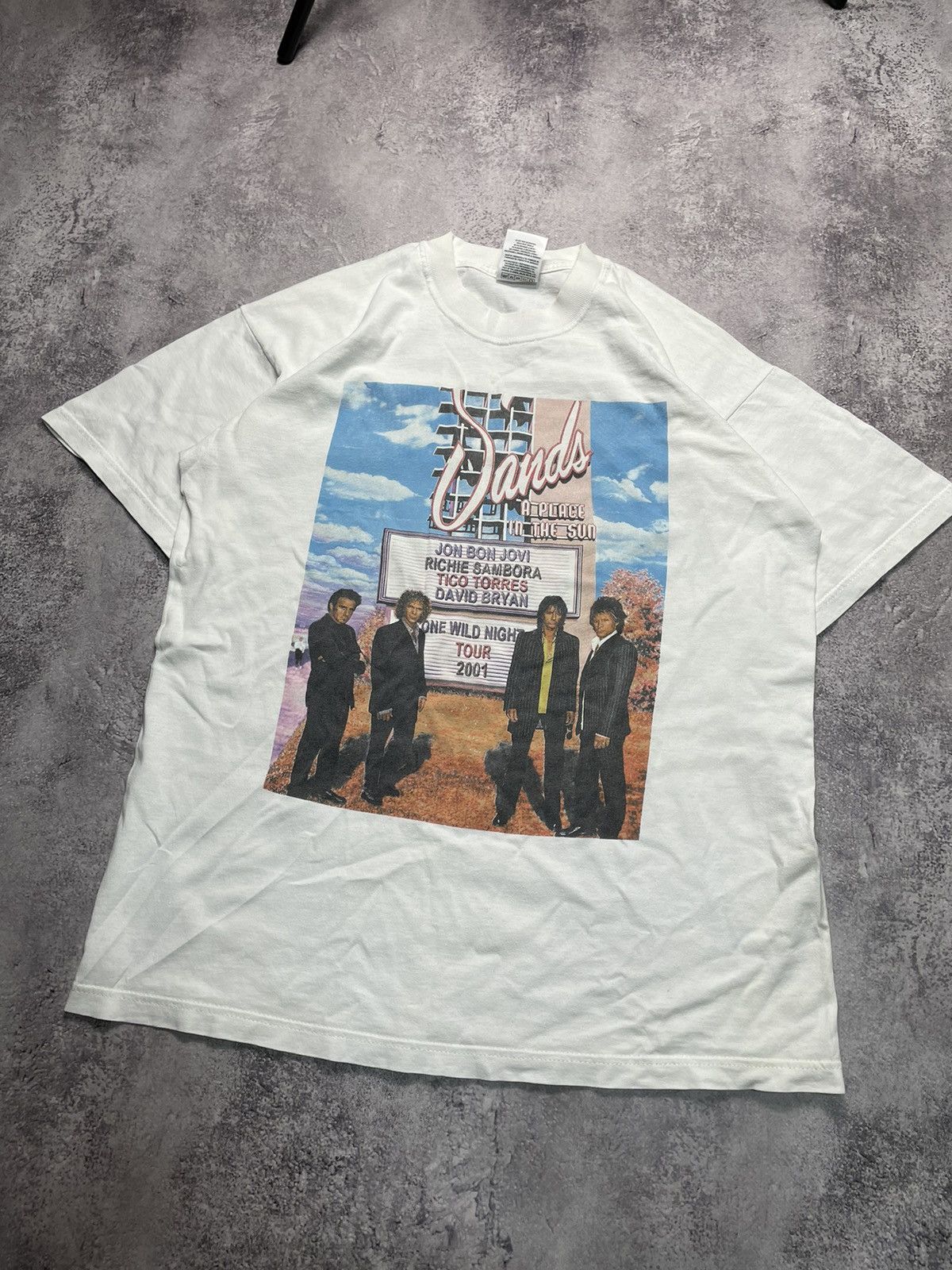 Band Tees Vintage Bon Jovi One Wild Night Tour Rock Band Tee L Size US L / EU 52-54 / 3 - 1 Thumbnail