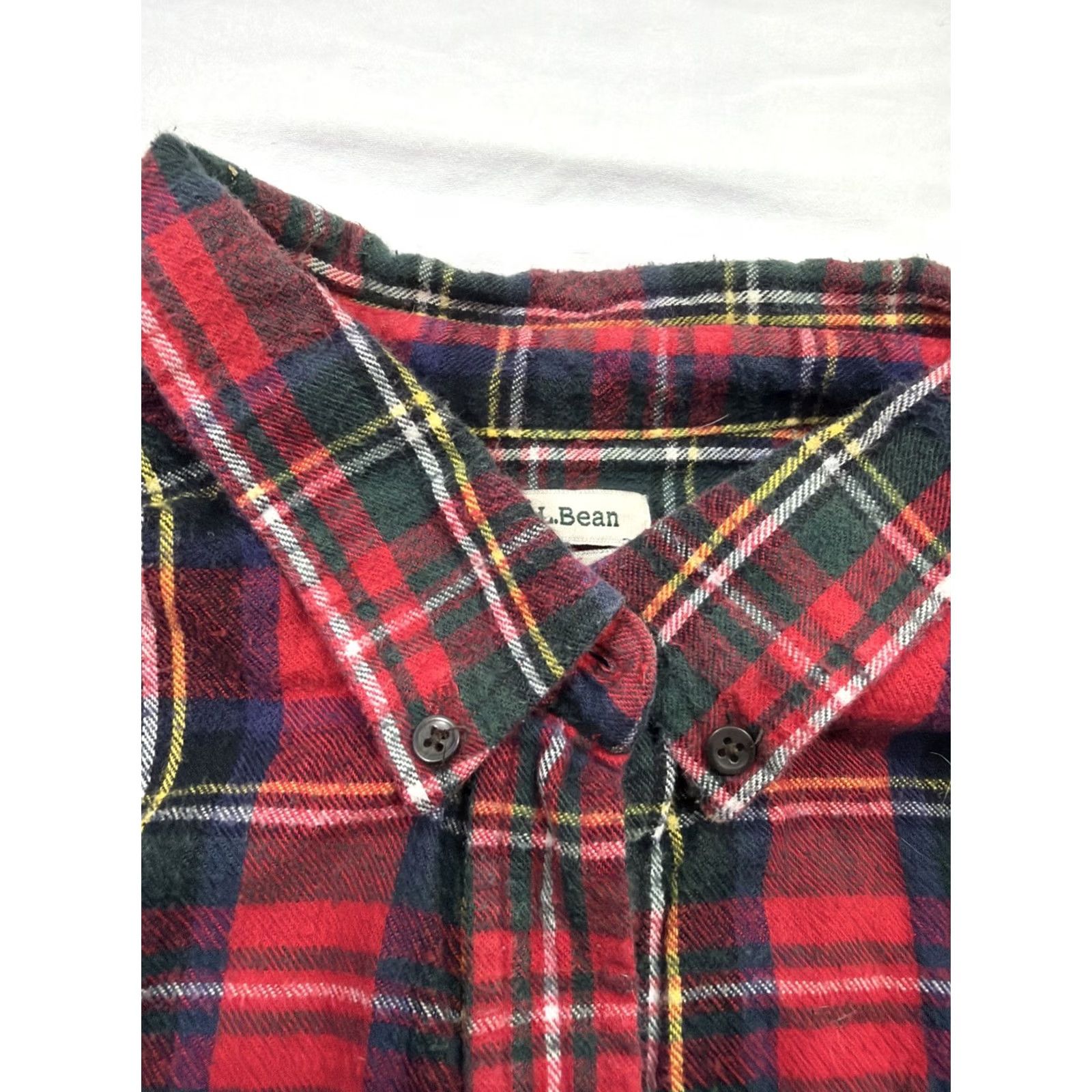 Vintage LL BEAN Scotch Plaid Flannel Shirt Relaxed Fit Women's 1X Holiday Christmas Red Plaid Button-Up Pockets Casual Shirt Size XL / US 12-14 / IT 48-50 - 7 Thumbnail