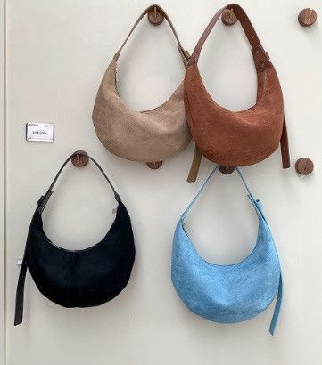 Japanese Brand Huskycat suede dumpling bag Size ONE SIZE - 2 Thumbnail
