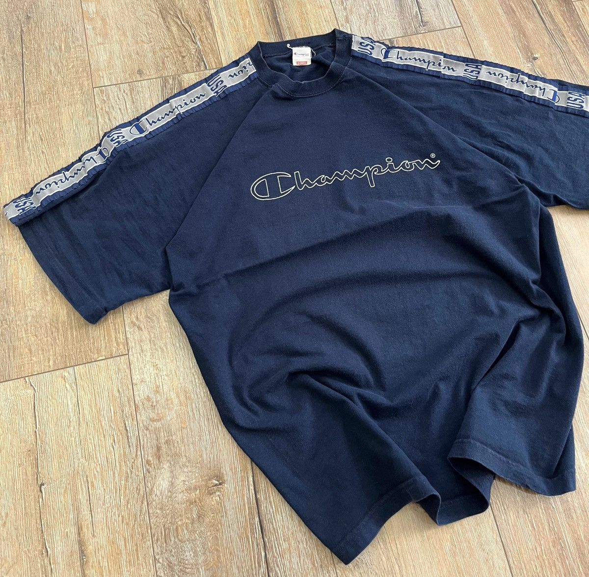 Champion × Vintage VINTAGE CHAMPION T-SHIRT Size US XL / EU 56 / 4 - 6 Thumbnail