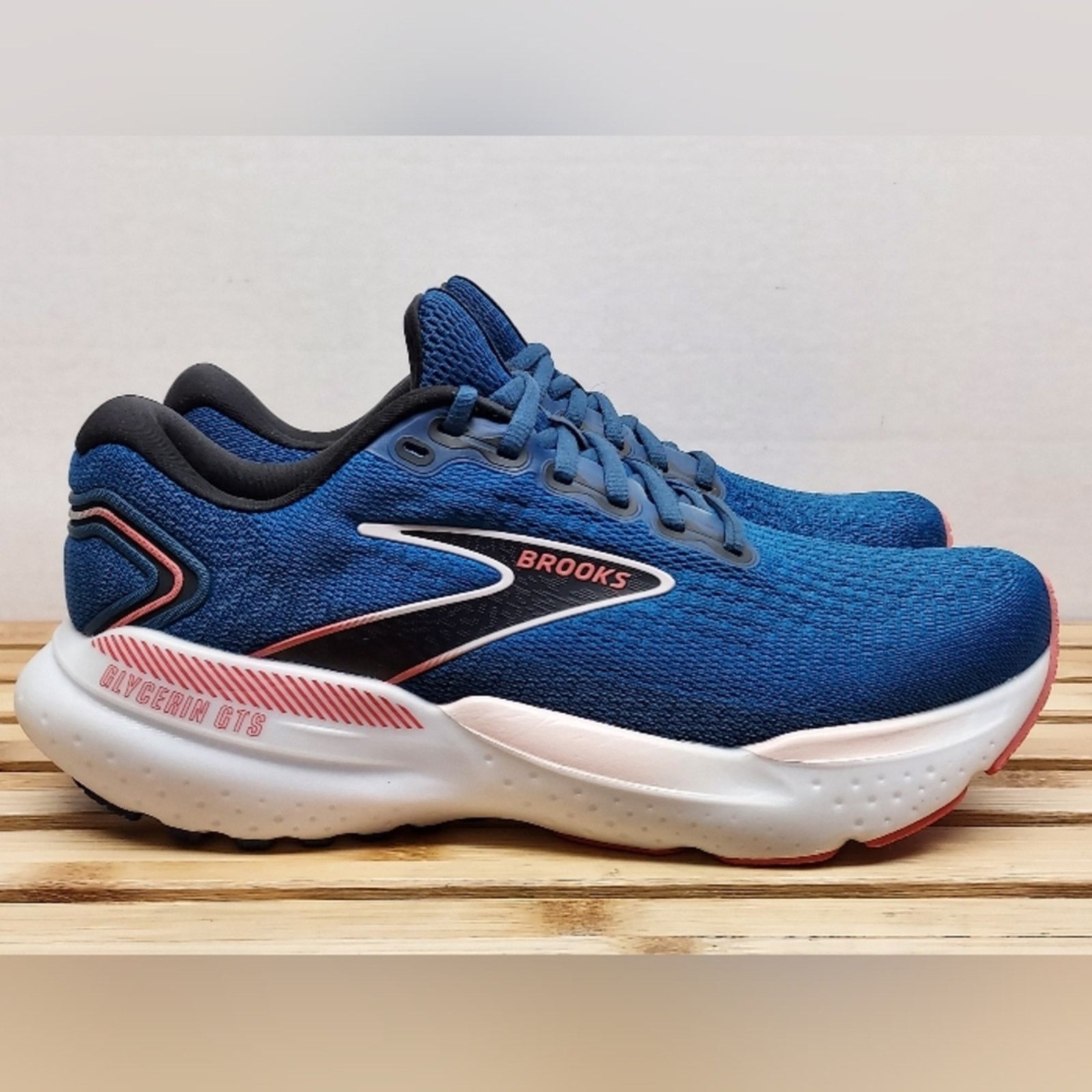 Brooks Brooks Womens Blue Glycerin 21 GTS Athletic Shoes Size 8.5D Size US 8.5 / IT 38.5 - 6 Thumbnail