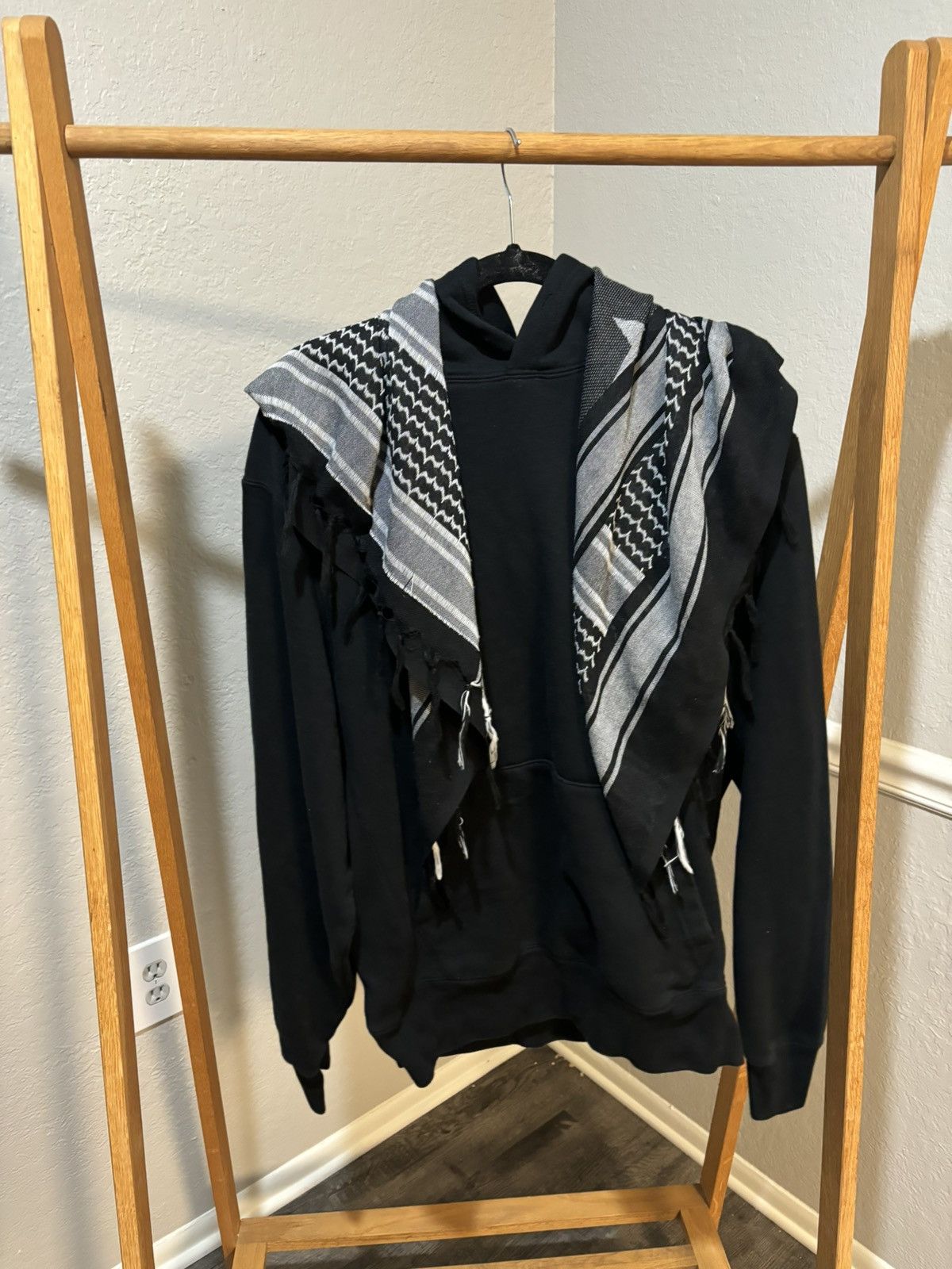 Grimy kids Keffiyeh hoodie