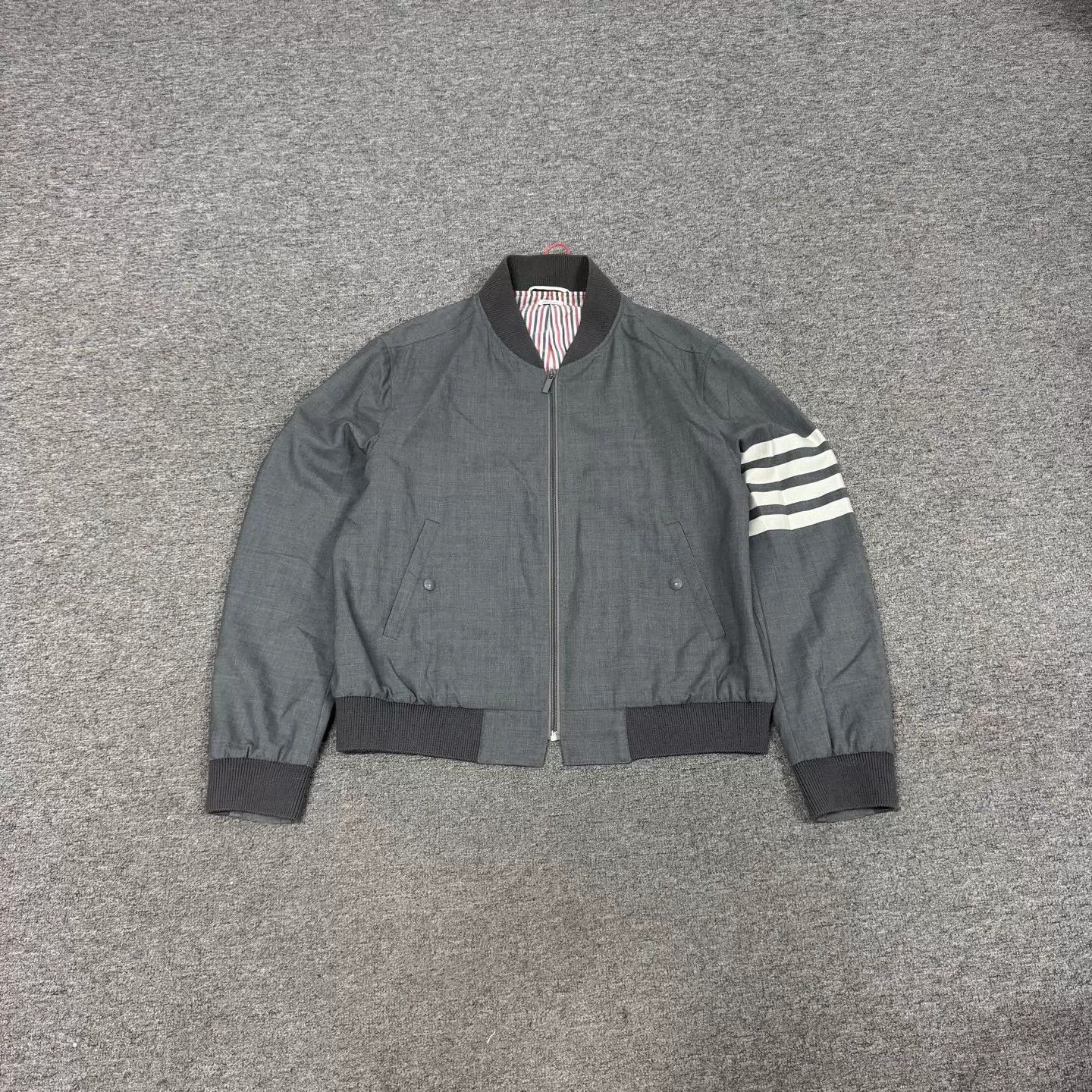 Thom Browne TB 4-Stripe Gray Baseball Jacket US 3 99 New Size US L / EU 52-54 / 3 - 1 Thumbnail