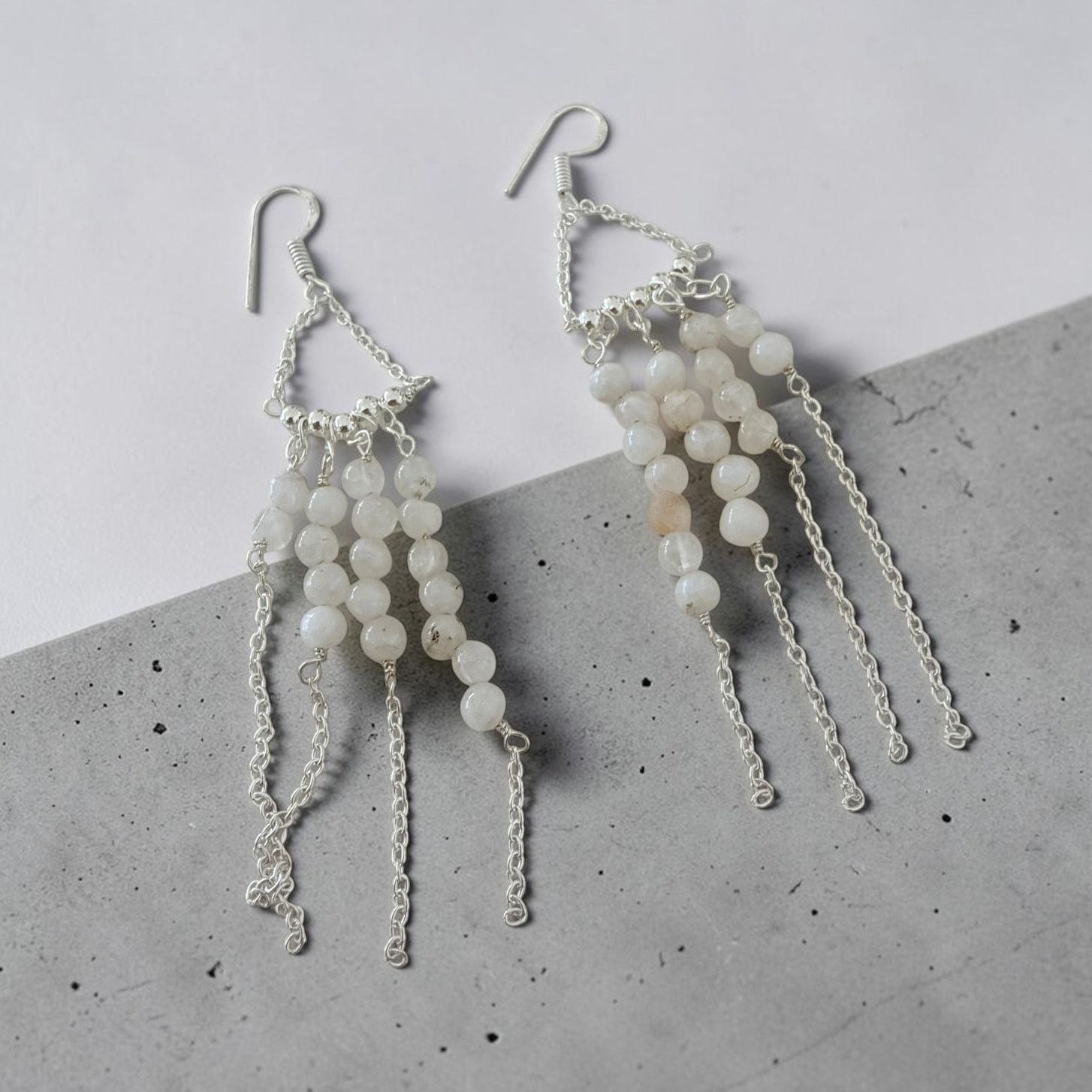The Unbranded Brand Long Beaded Rainbow Moonstone Dangle Earrings Size ONE SIZE - 3 Thumbnail