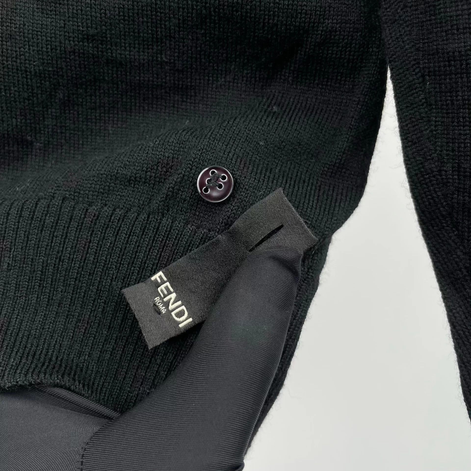 Fendi FENDI Cotton Sweater 48 Black 260514JCLYGA3 Size US M / EU 48-50 / 2 - 9 Thumbnail