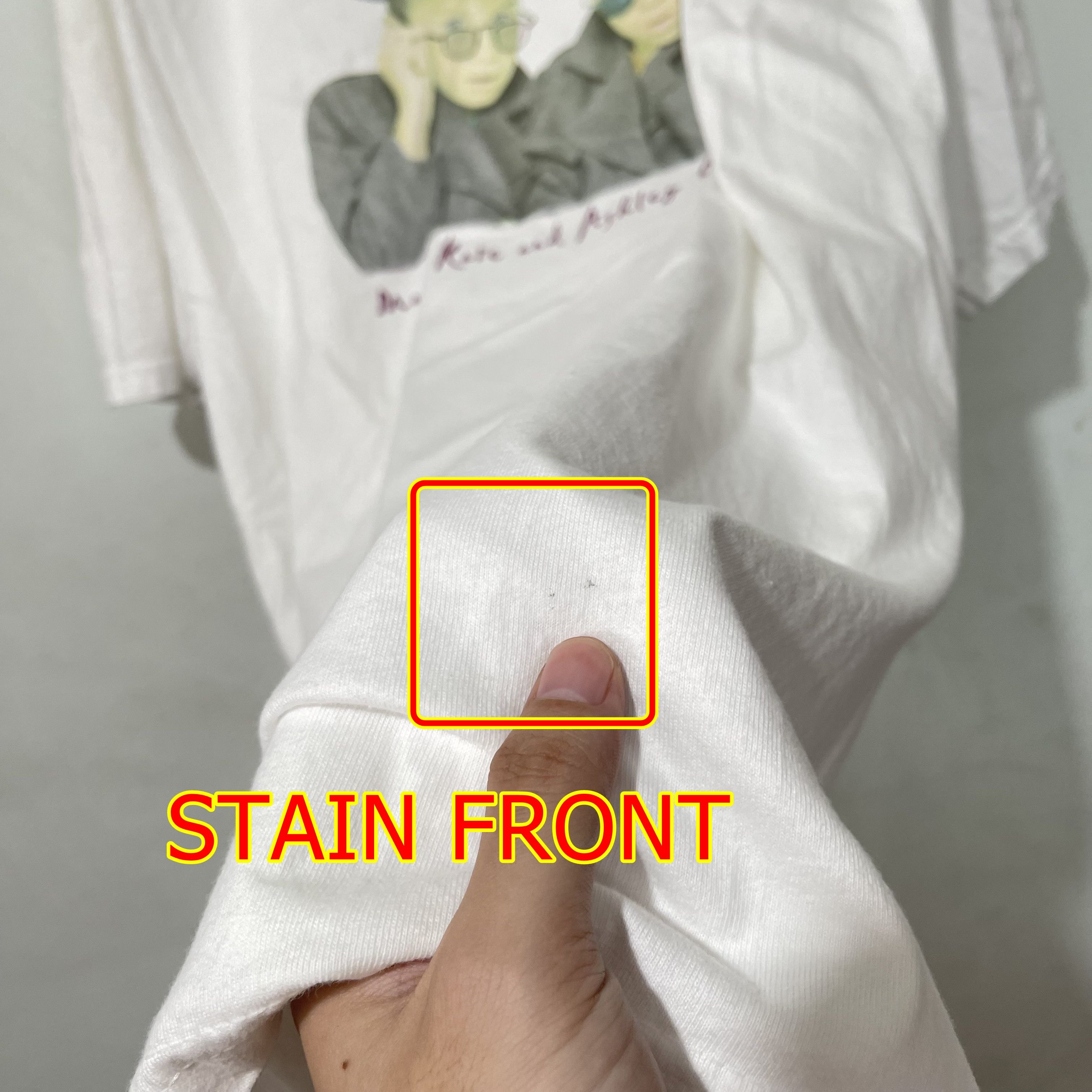 Vintage Vintage 1996 Mary Kate and Ashley Olsen T-Shirt Size US L / EU 52-54 / 3 - 7 Thumbnail