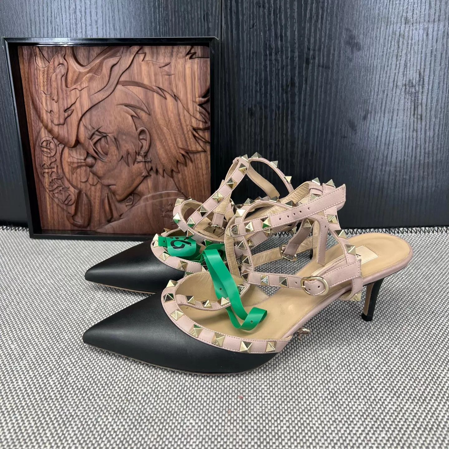 Valentino Valentino Rockstud Heels 39 Worn Once New Boxed Size US 8.5 / IT 38.5 - 1 Thumbnail