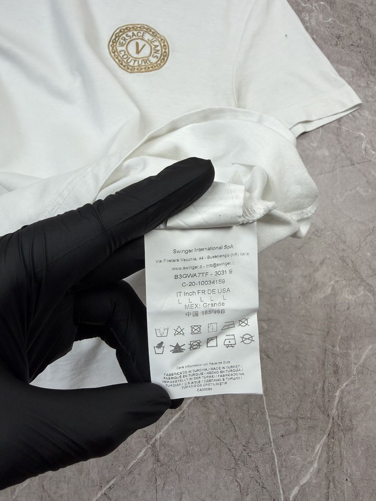 Versace Jeans Couture Versace Jeans Couture T-Shirt Men Size L Size US L / EU 52-54 / 3 - 9 Thumbnail