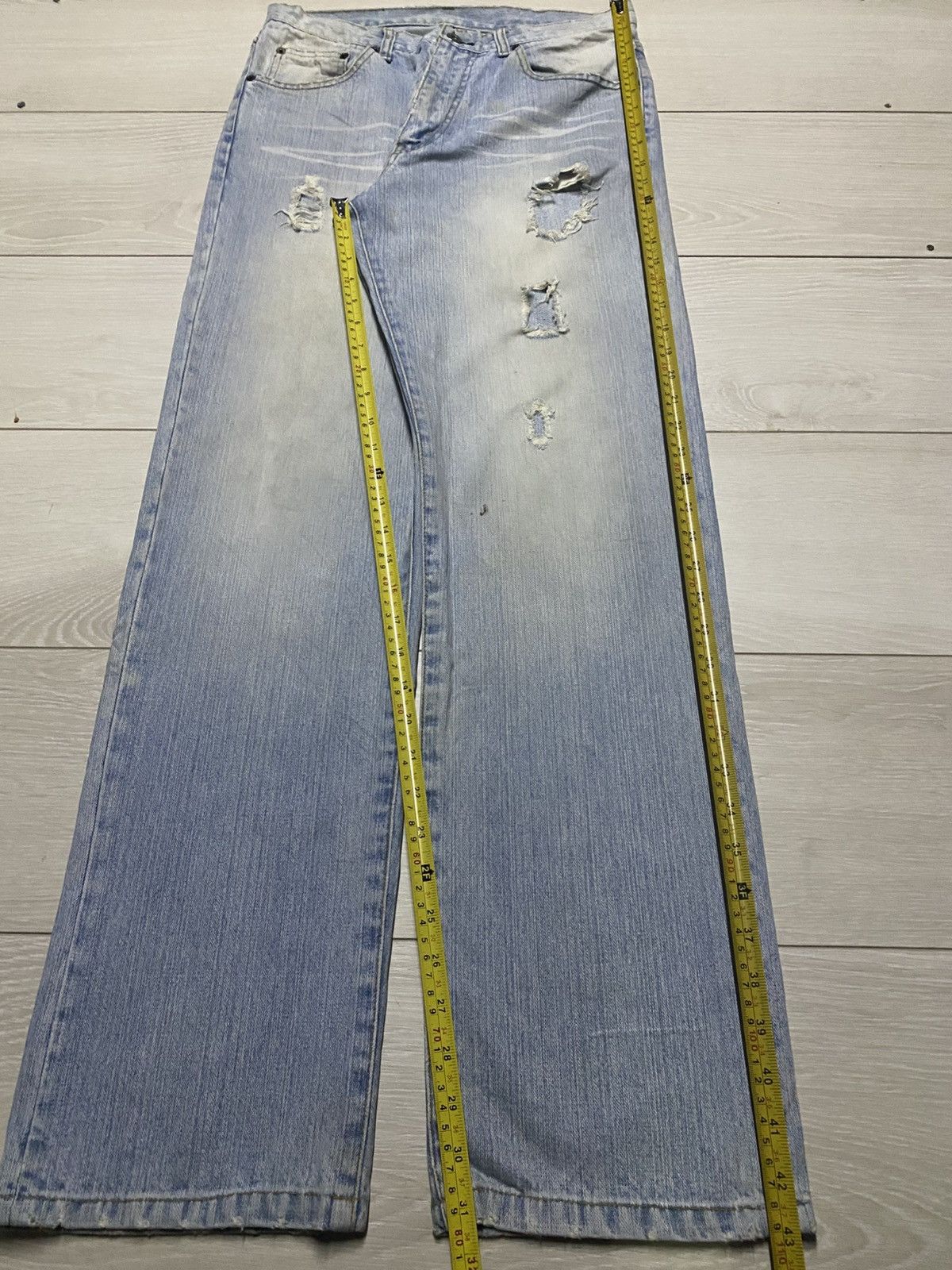 Vintage Vintage Japanese Brand Faded Light Wash Loose Jeans Size US 30 / EU 46 - 13 Thumbnail