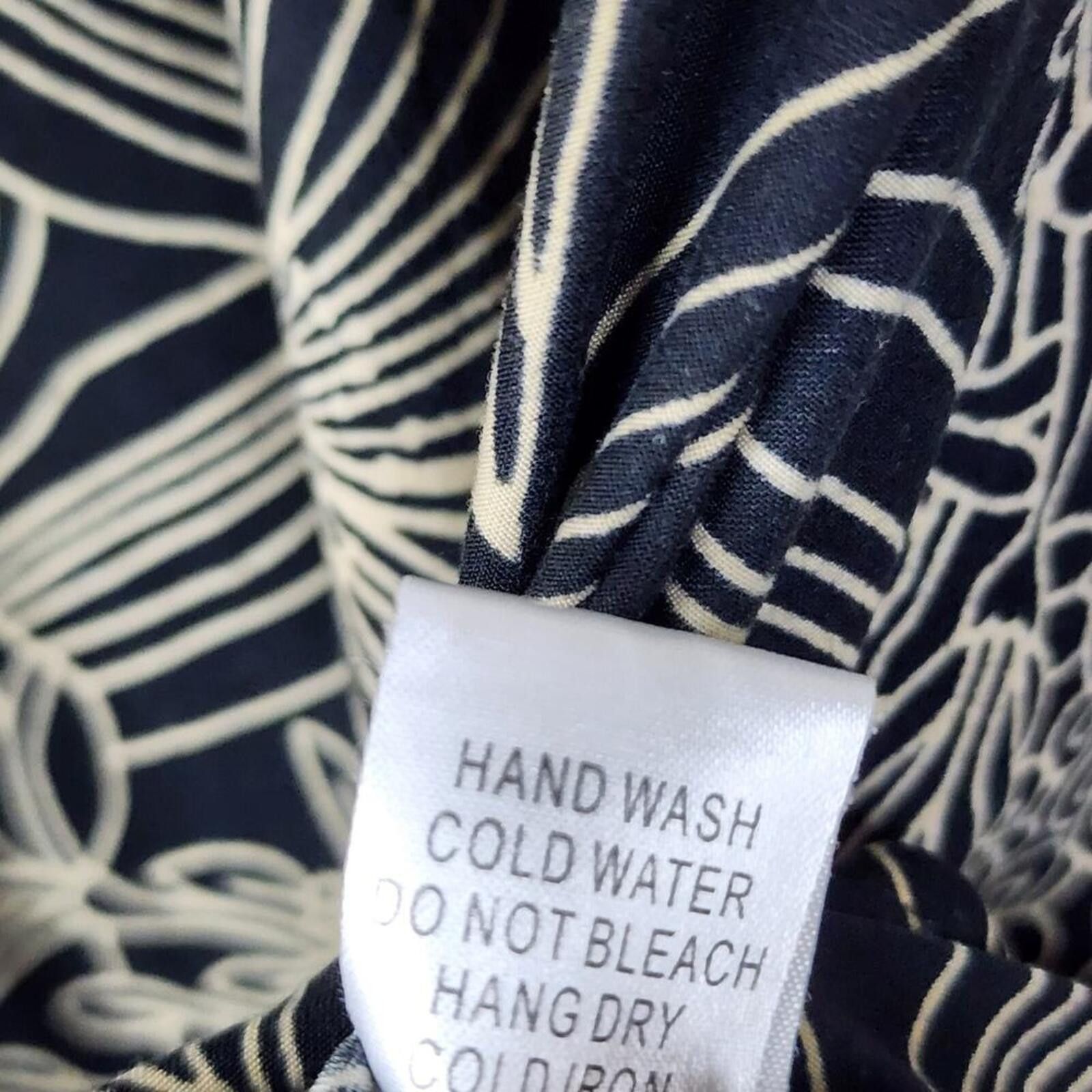 Other Large Floral Black Blouse Size L / US 10 / IT 46 - 4 Thumbnail
