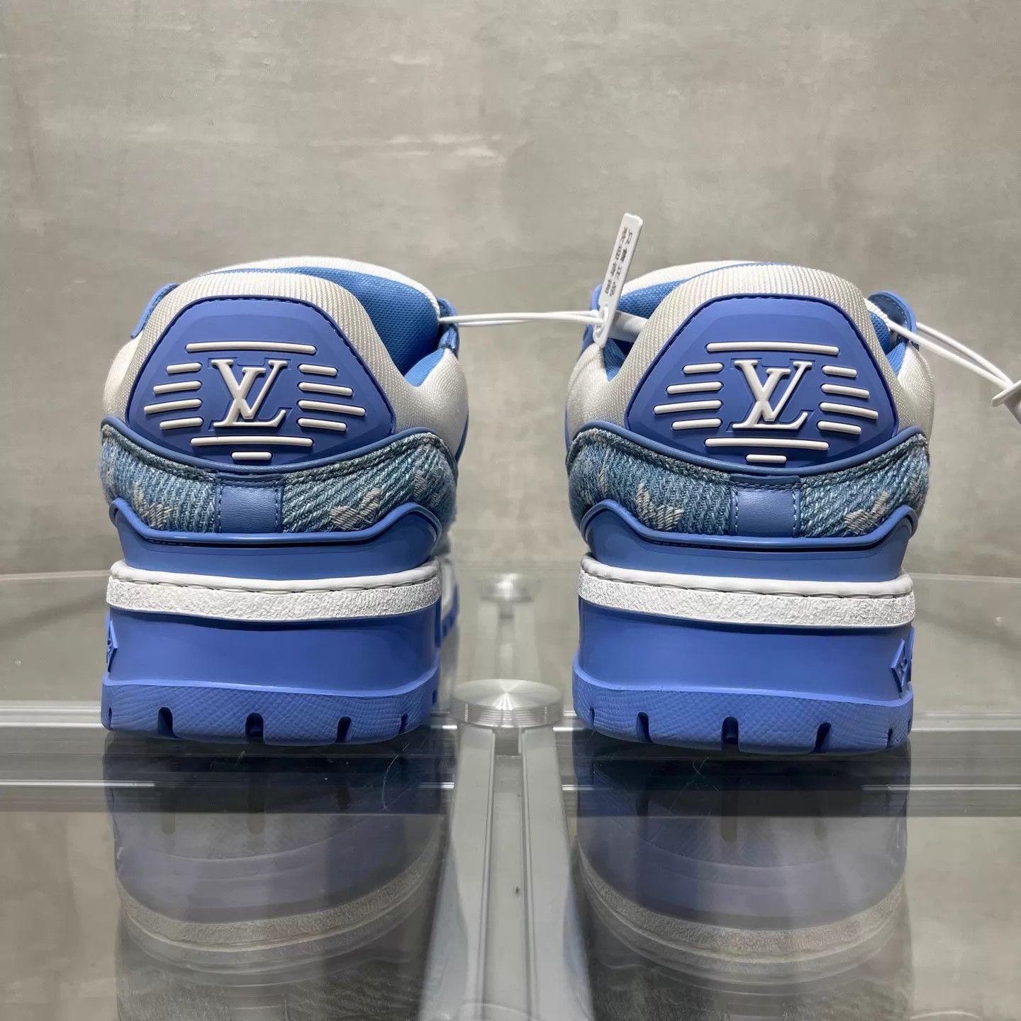 Louis Vuitton LV Trainer Maxi White Blue Denim UK6/40 Size US 7 / EU 40 - 6 Thumbnail