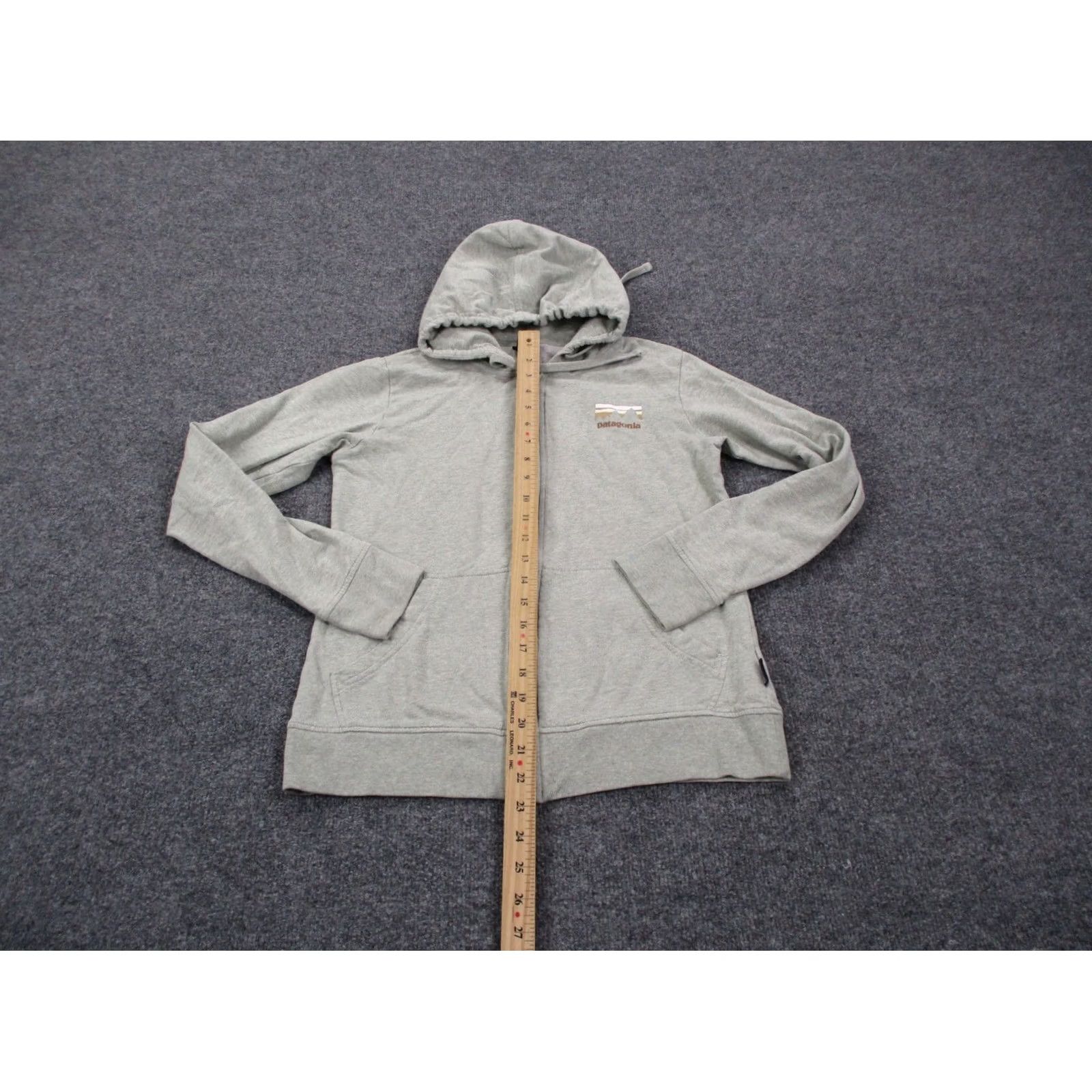 Patagonia Patagonia Jacket Women S Gray Hooded Relaxed Lightweight Camping Hiking Casual Jacket Size S / US 4 / IT 40 - 4 Thumbnail