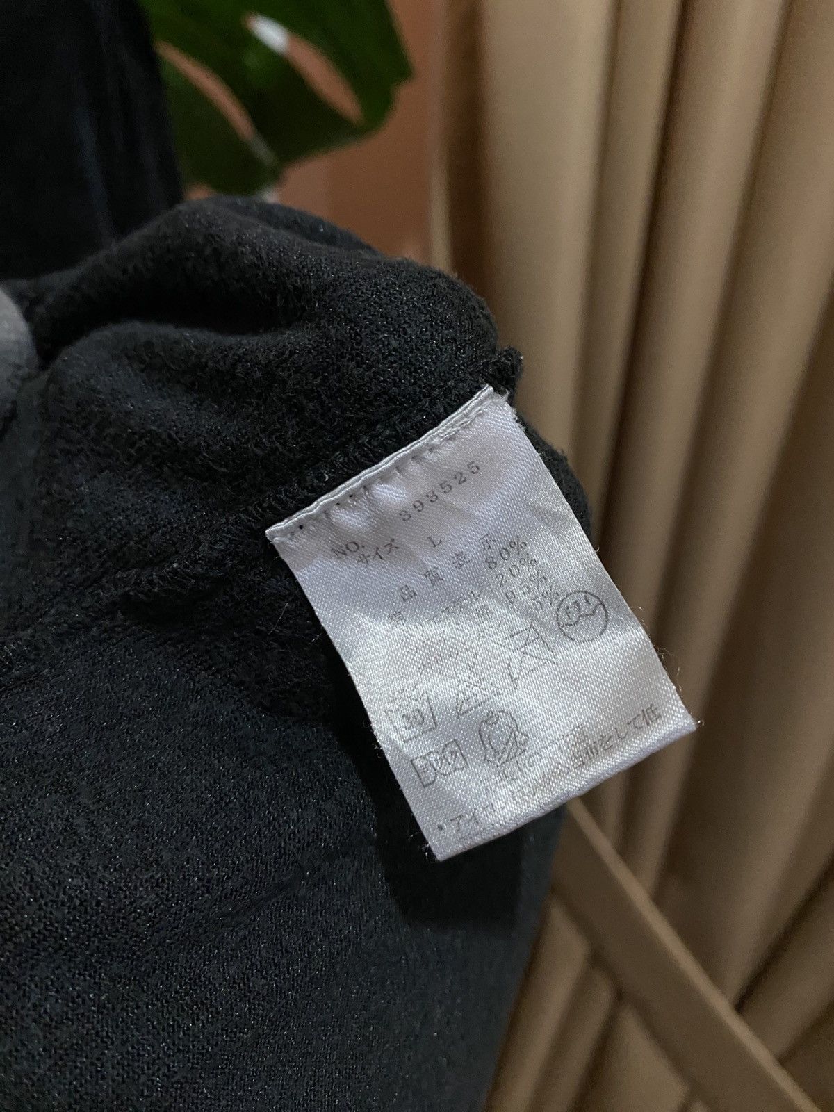 Japanese Brand Vintage Planet Blue Island Black Velour Tropical Hibiscus Size US L / EU 52-54 / 3 - 7 Thumbnail