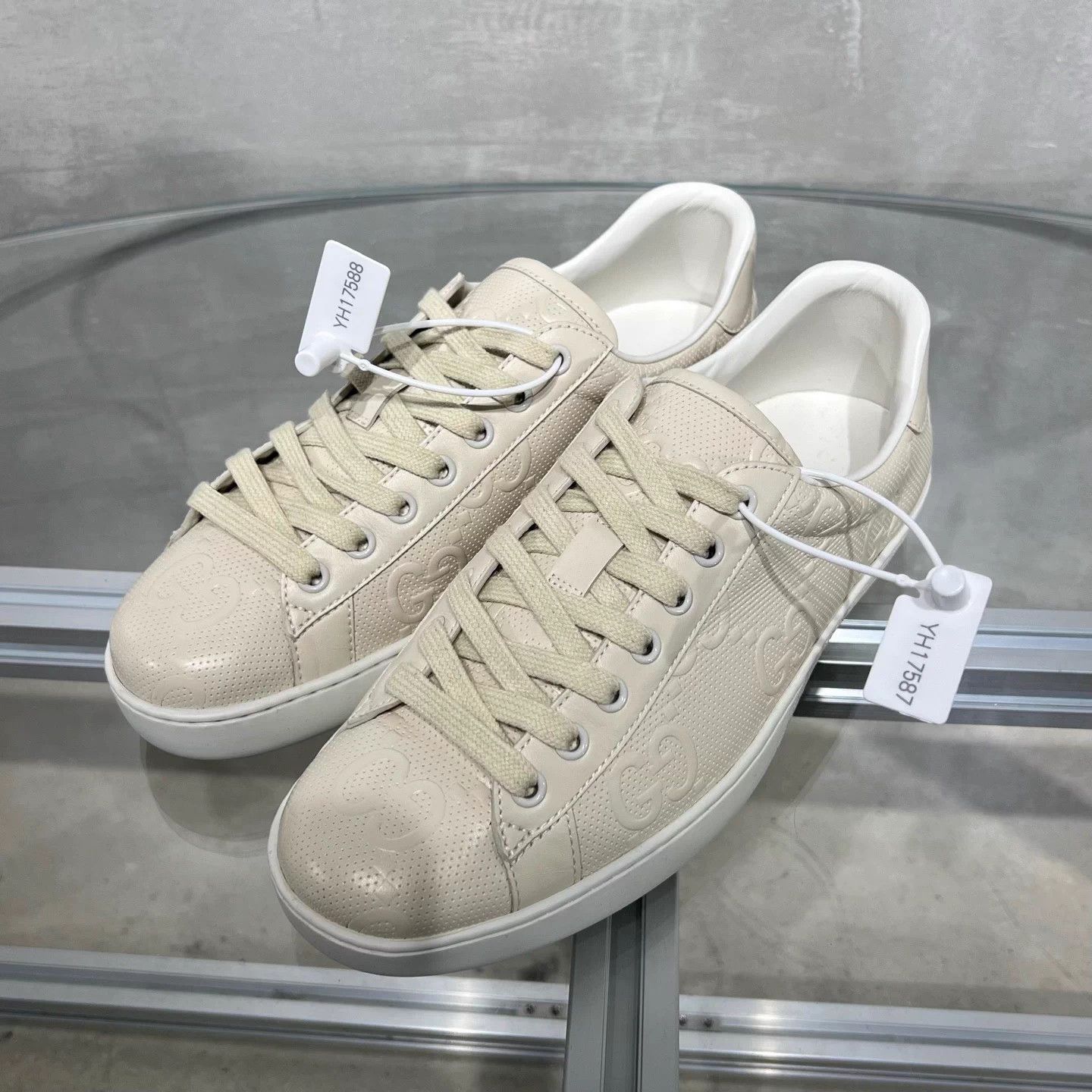Gucci Gucci Ace GG Monogram White Sneakers UK6/40 BNIB Size US 7 / EU 40 - 2 Thumbnail