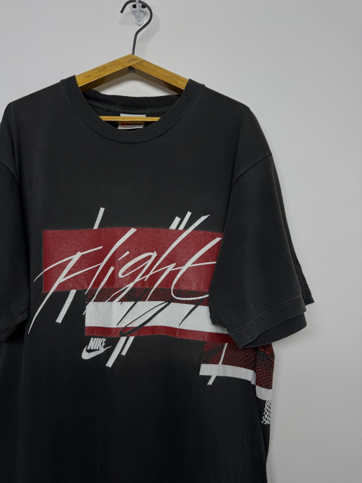 Nike Vintage Y2k Faded Nike Jordan 23 Spell Out Logo T-Shirt 90’s Size US L / EU 52-54 / 3 - 5 Thumbnail