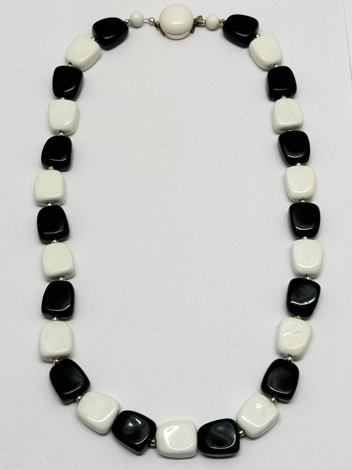 Vintage Vintage Hong Kong Beaded Necklace Size ONE SIZE - 2 Thumbnail