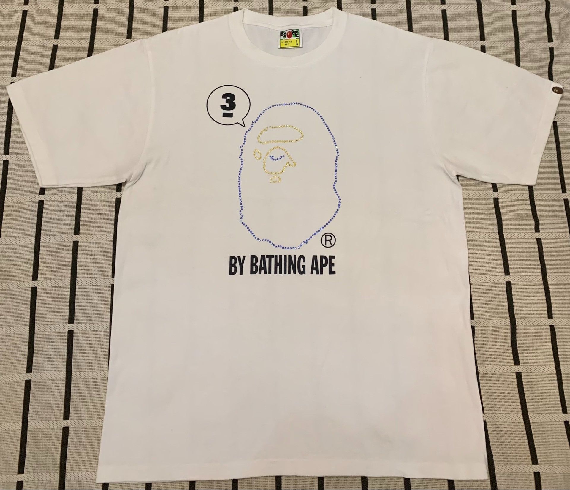 Bape Bape Special Ape Head Gold T-Shirt L Men Size US L / EU 52-54 / 3 - 1 Thumbnail