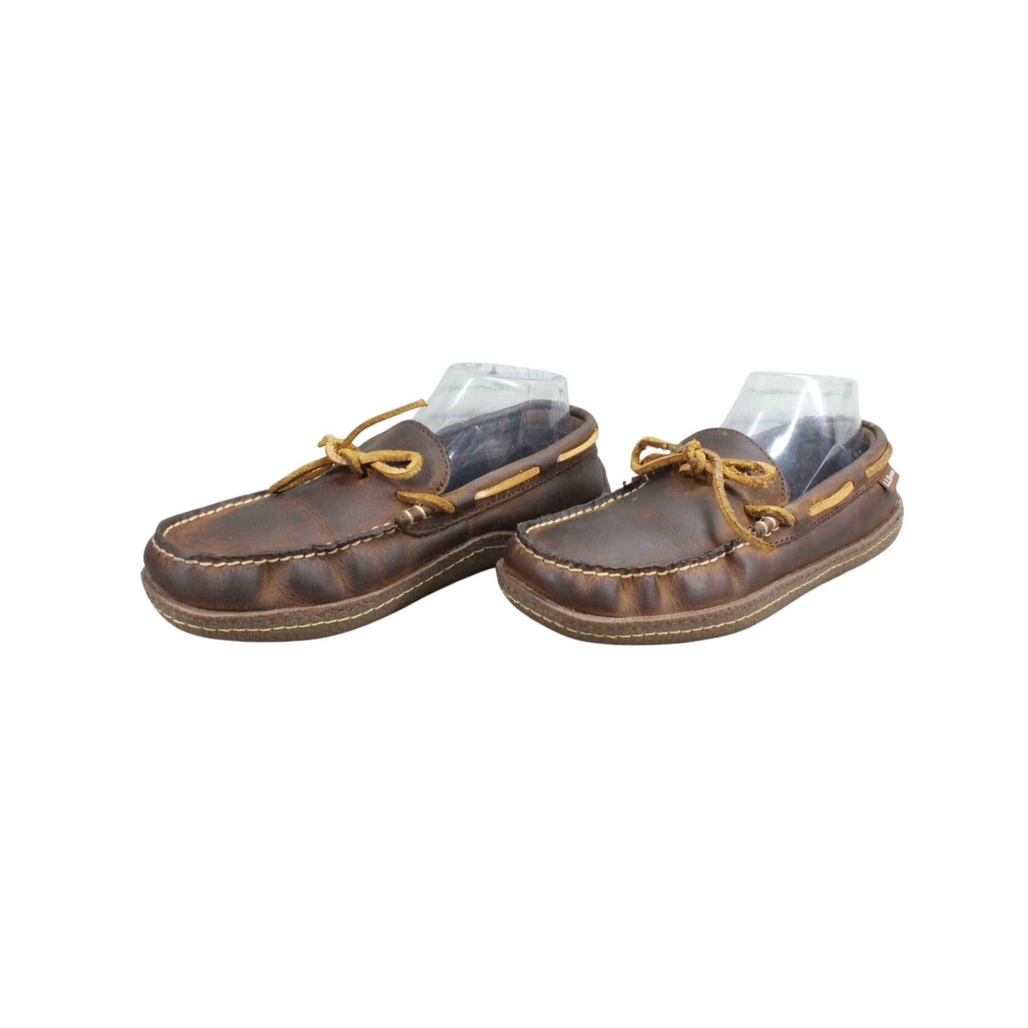 Leather LL Bean Men's Slip On Flannel-Lined Handsewn Slippers Size US 7 / EU 40 - 2 Thumbnail