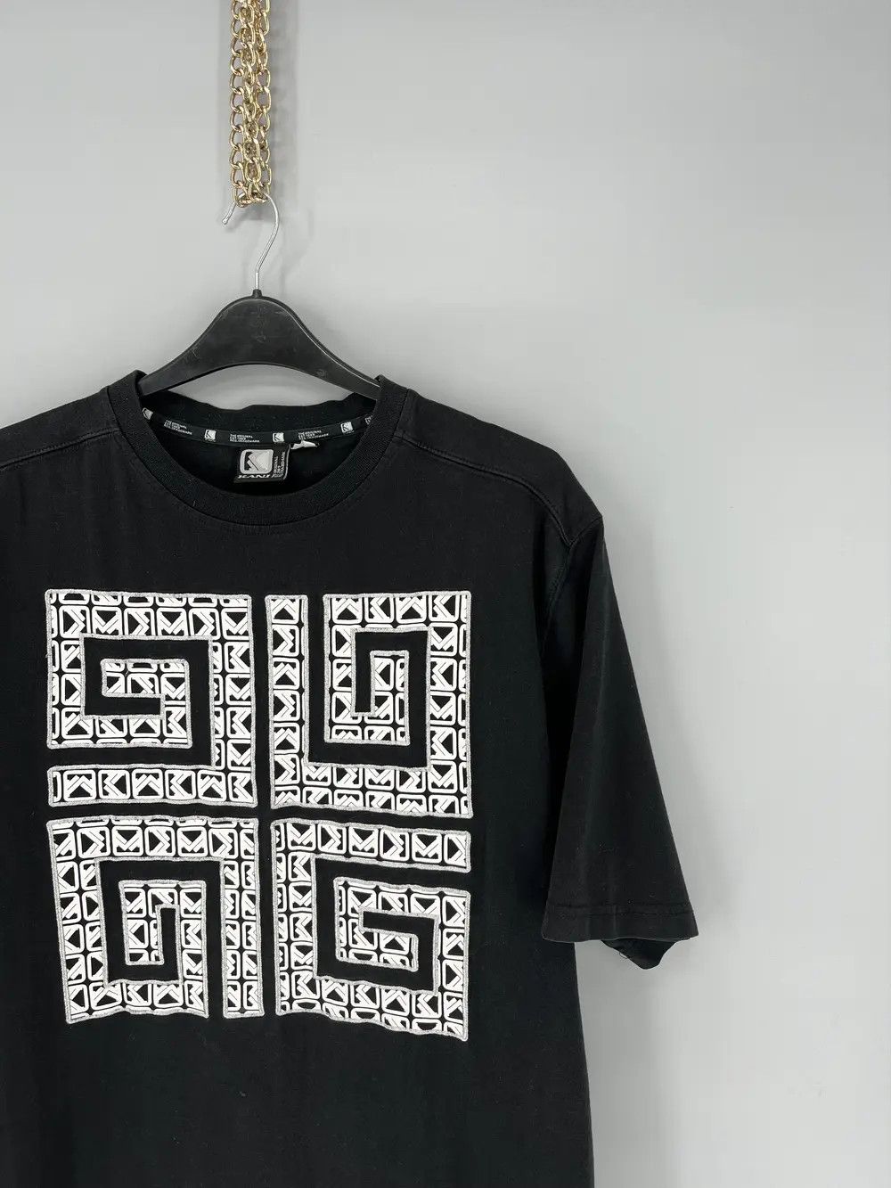 Band Tees Mens Vintage Y2K T Shirt Karl Kani Big Logo Size L Size US L / EU 52-54 / 3 - 5 Thumbnail