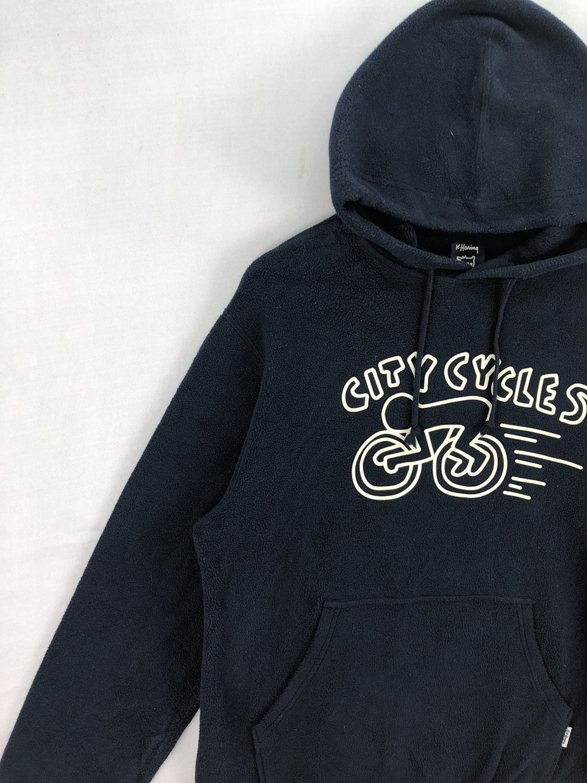 Japanese Brand × Keith Haring × Uniqlo Keith Haring Collaboration Uniqlo Fleece Sweatshirt Hoodies Size US M / EU 48-50 / 2 - 2 Thumbnail