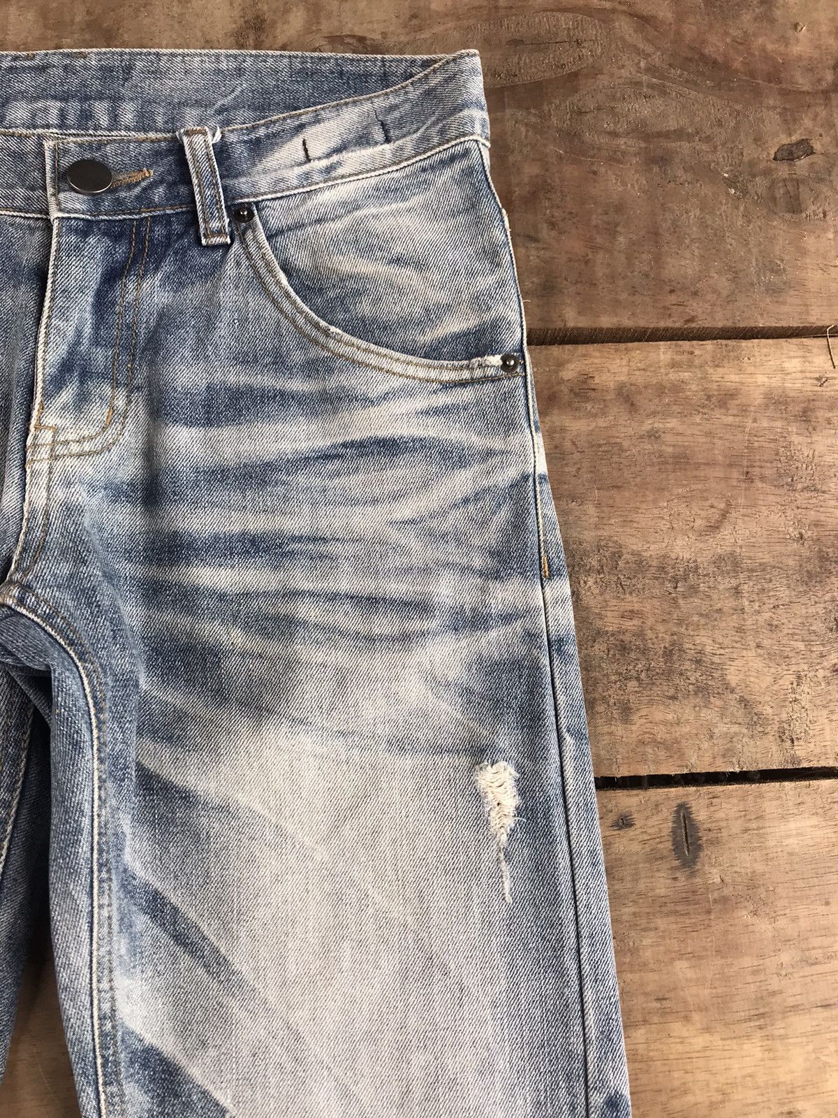 Seditionaries 💥FLARE💥90s STYLE IMPROVES SICK FADES DISTRESSED DENIM F394 Size US 32 / EU 48 - 4 Thumbnail