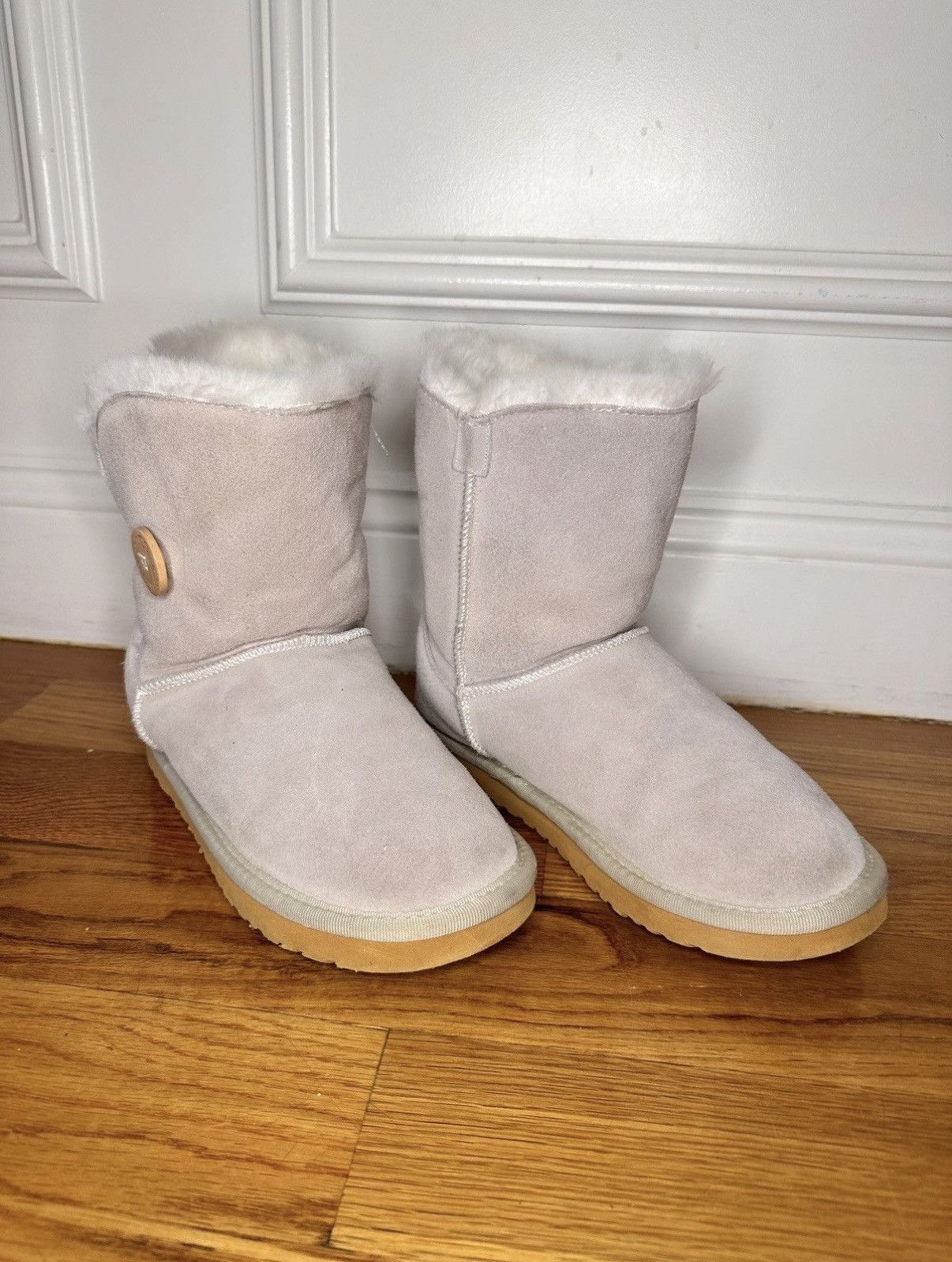 Ugg Ugg Boots: 4 pairs Size US 7.5 / IT 37.5 - 2 Thumbnail
