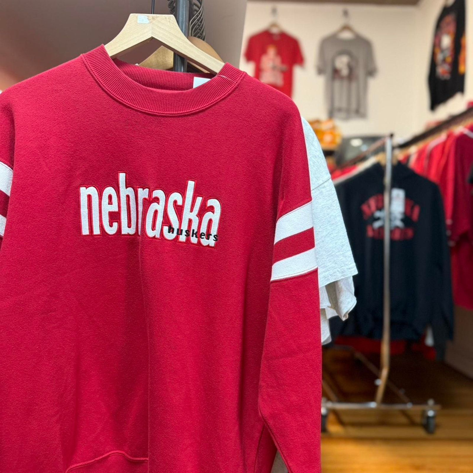 Vintage Vintage 90s Nebraska Huskers Striped Sleeve Crewneck Size US M / EU 48-50 / 2 - 1 Thumbnail