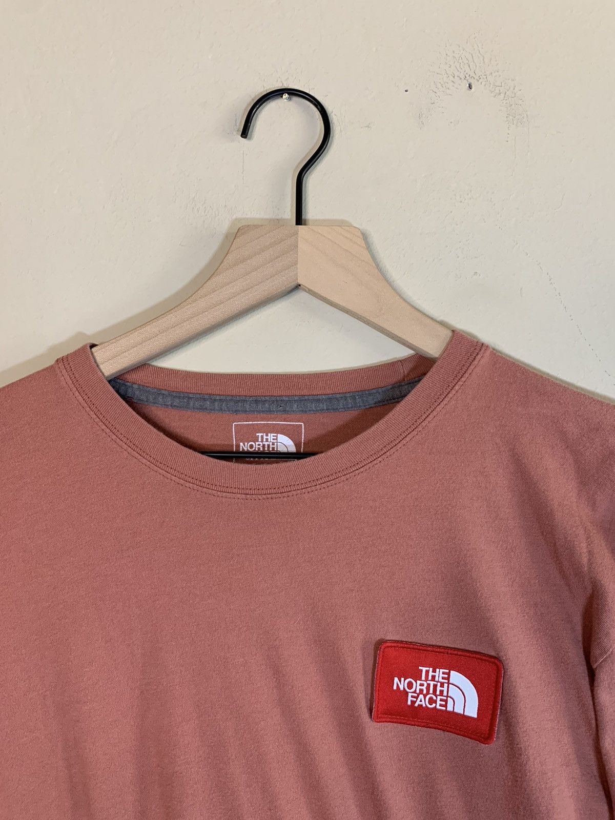 Designer × The North Face RARE North Face Never Stop Exploring Patch Long Sleeve Shirt Size US M / EU 48-50 / 2 - 3 Thumbnail