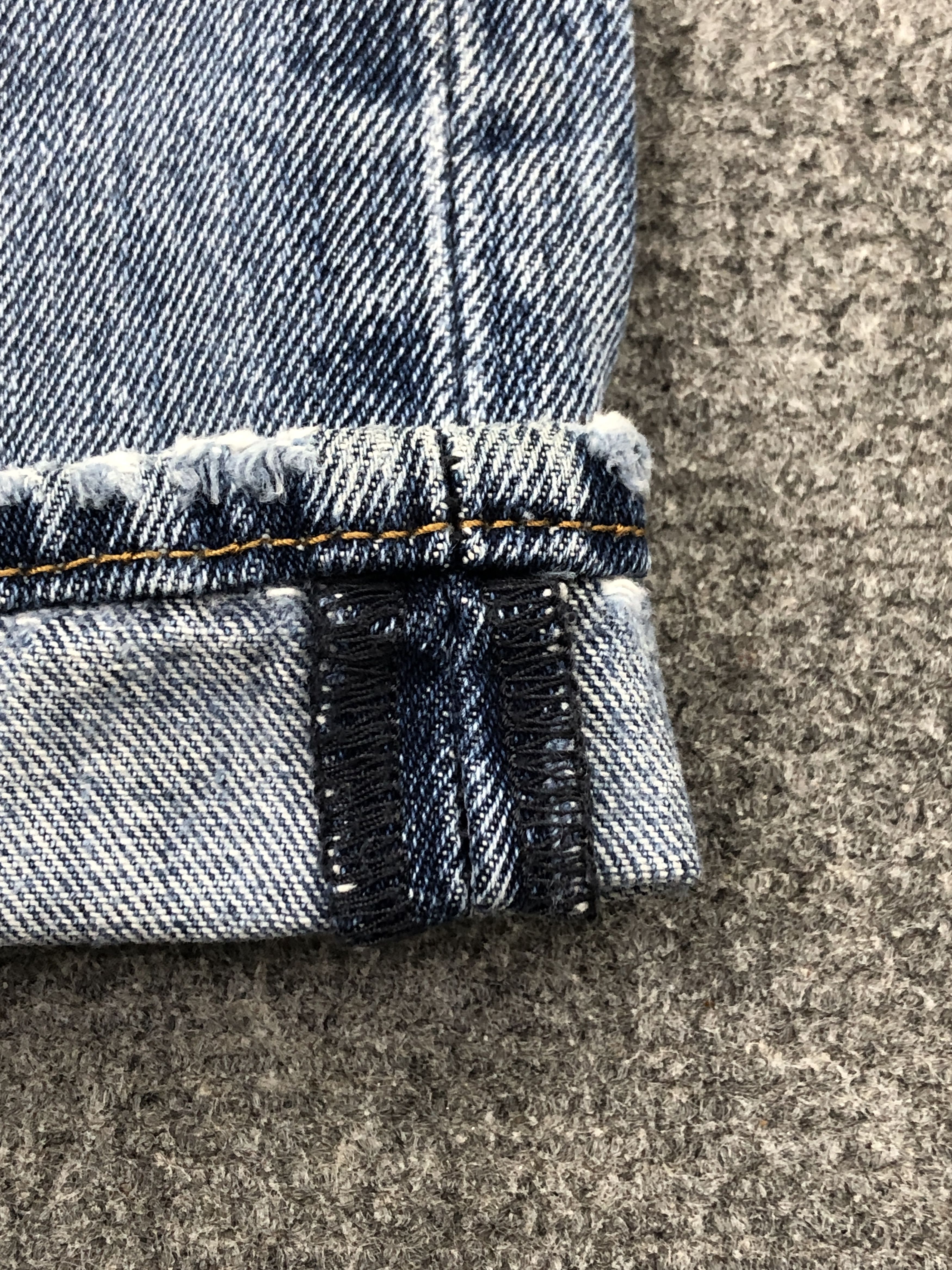 Levi's × Vintage Vintage Levi's 501 Light Blue Denim Jeans Size US 31 - 10 Thumbnail