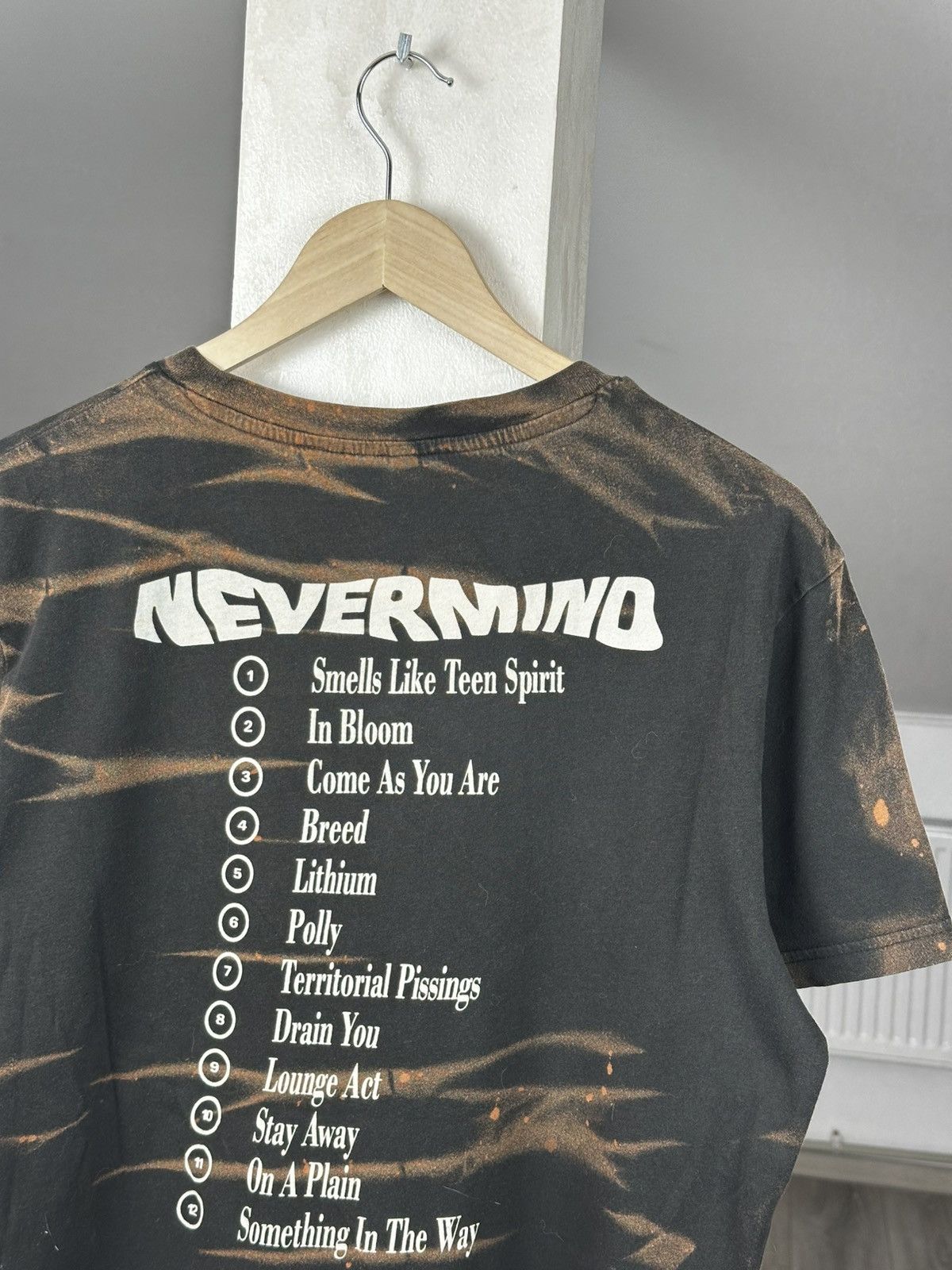 Band Tees Nirvana Nevermind Black Tee Size US M / EU 48-50 / 2 - 8 Thumbnail