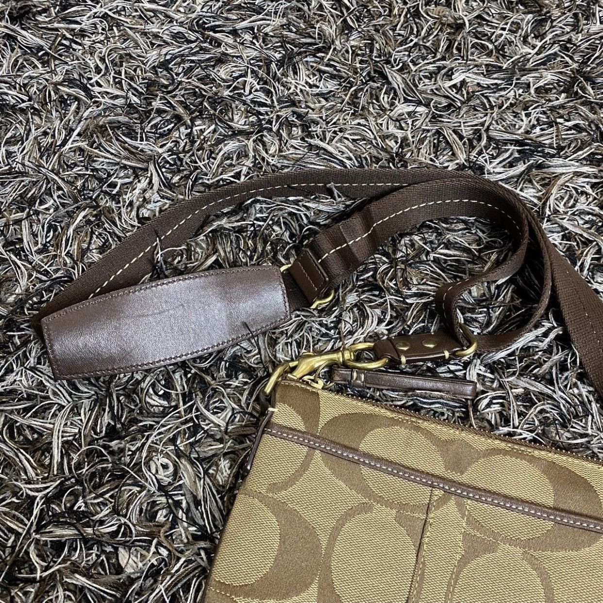 Coach Coach Signature Swingpack Crossbody Bag Size ONE SIZE - 4 Thumbnail